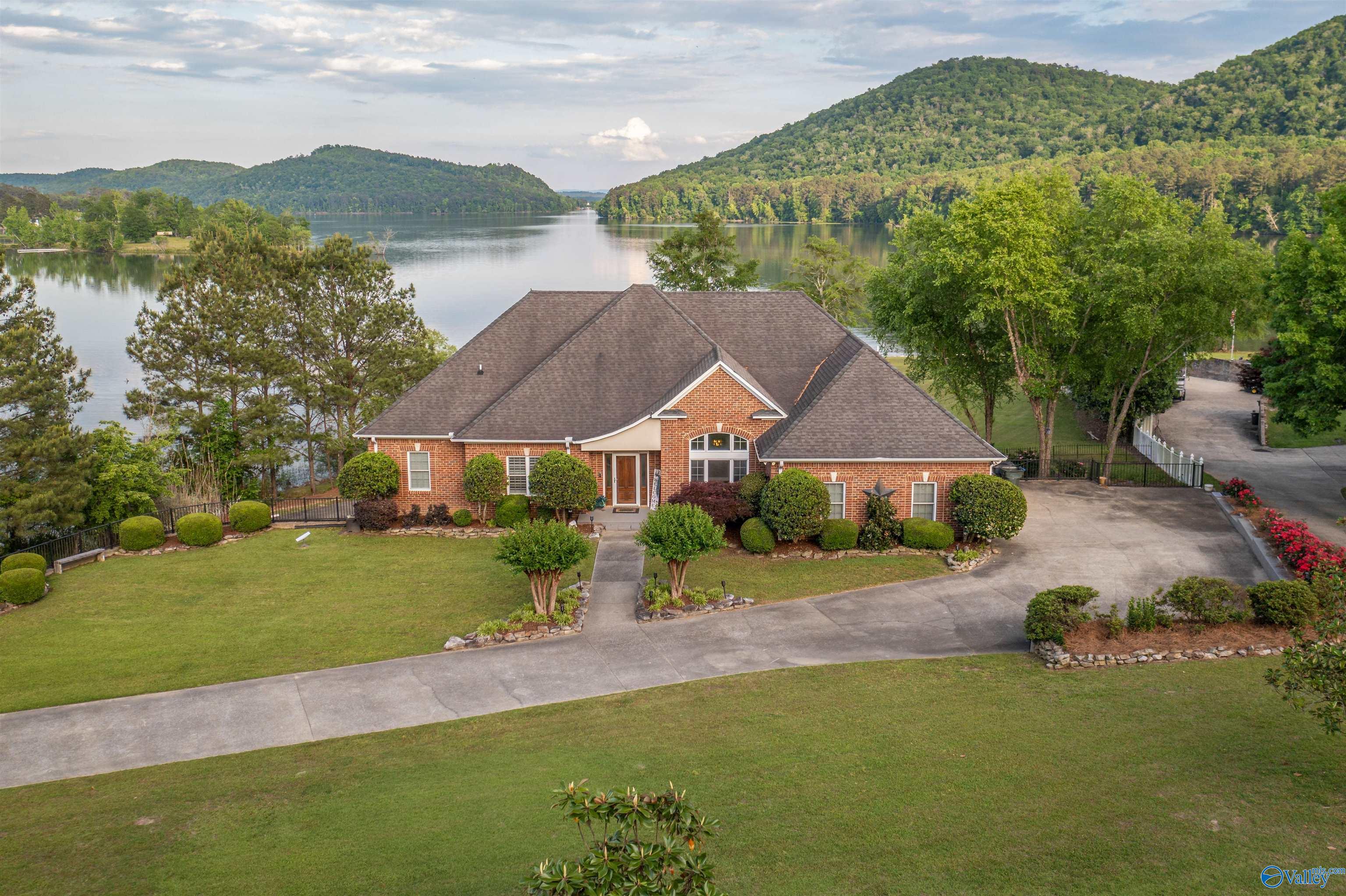 11154 Greensport Road
