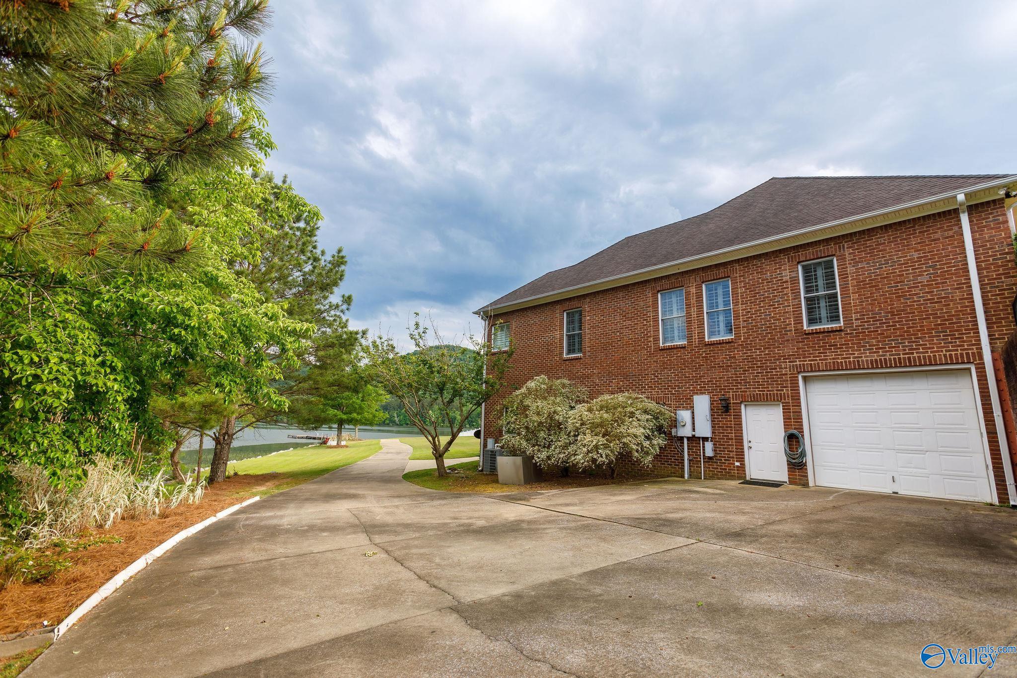 11154 Greensport Road
