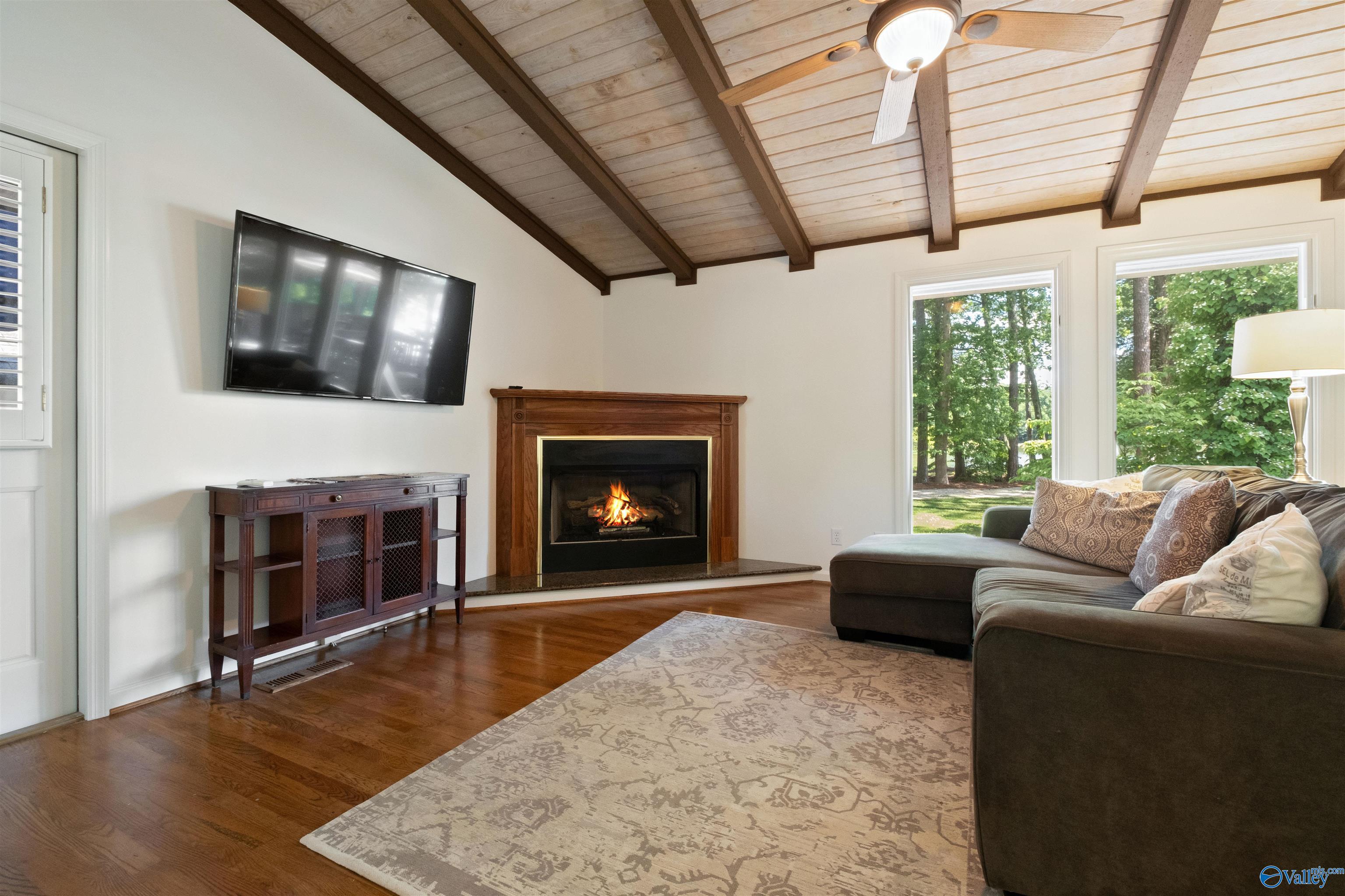 3107 Bridgepoint Road
