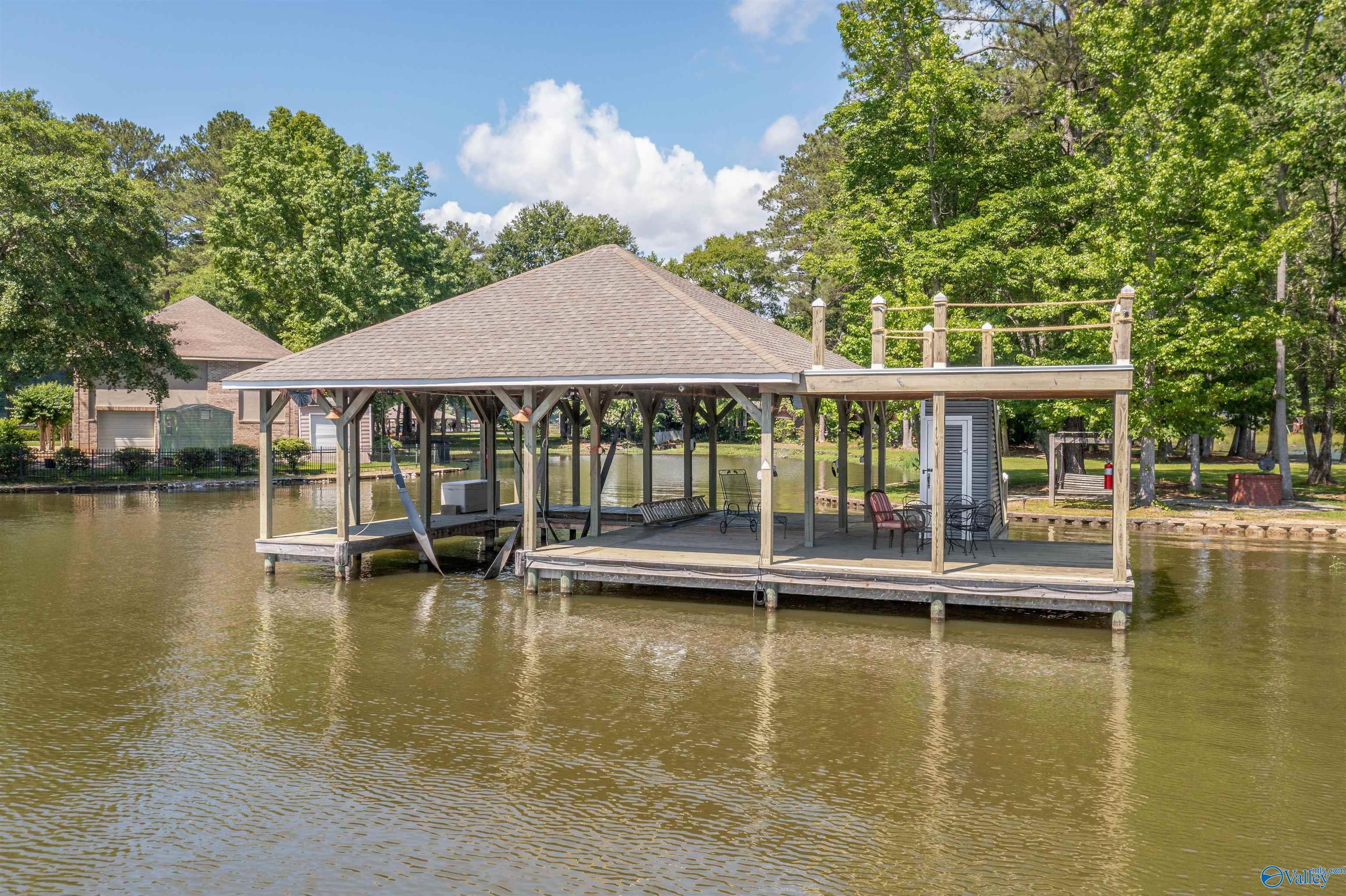 3107 Bridgepoint Road