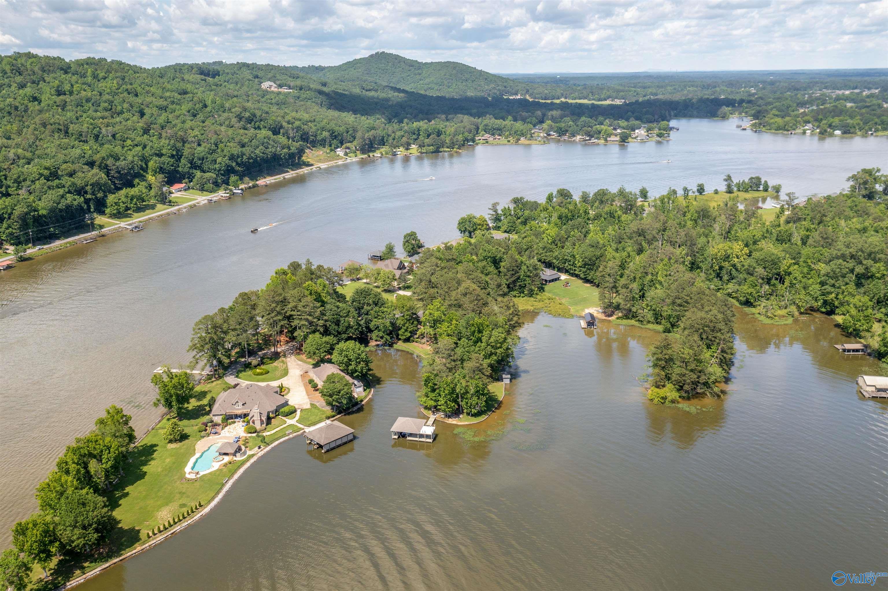 3107 Bridgepoint Road