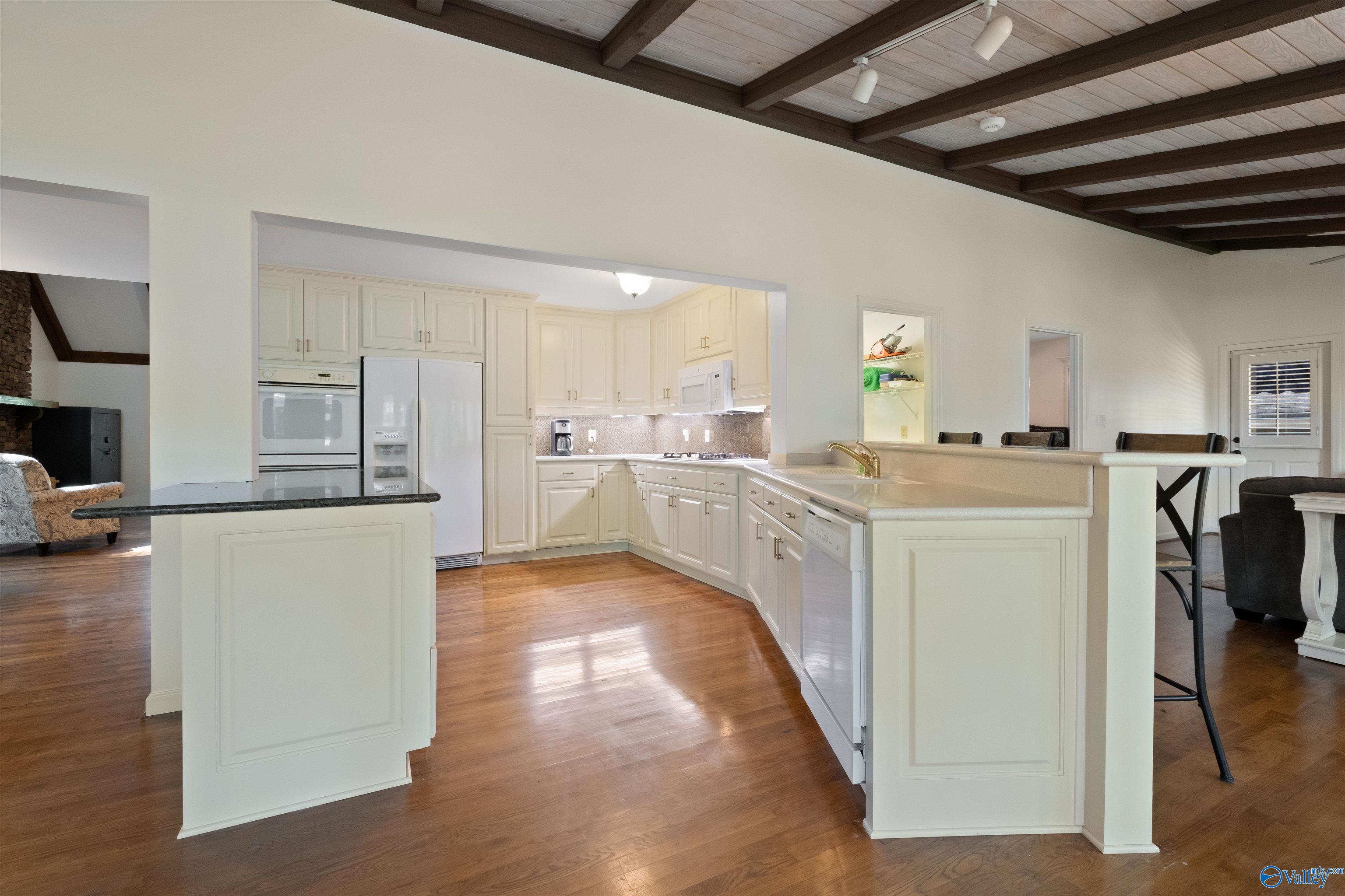 3107 Bridgepoint Road