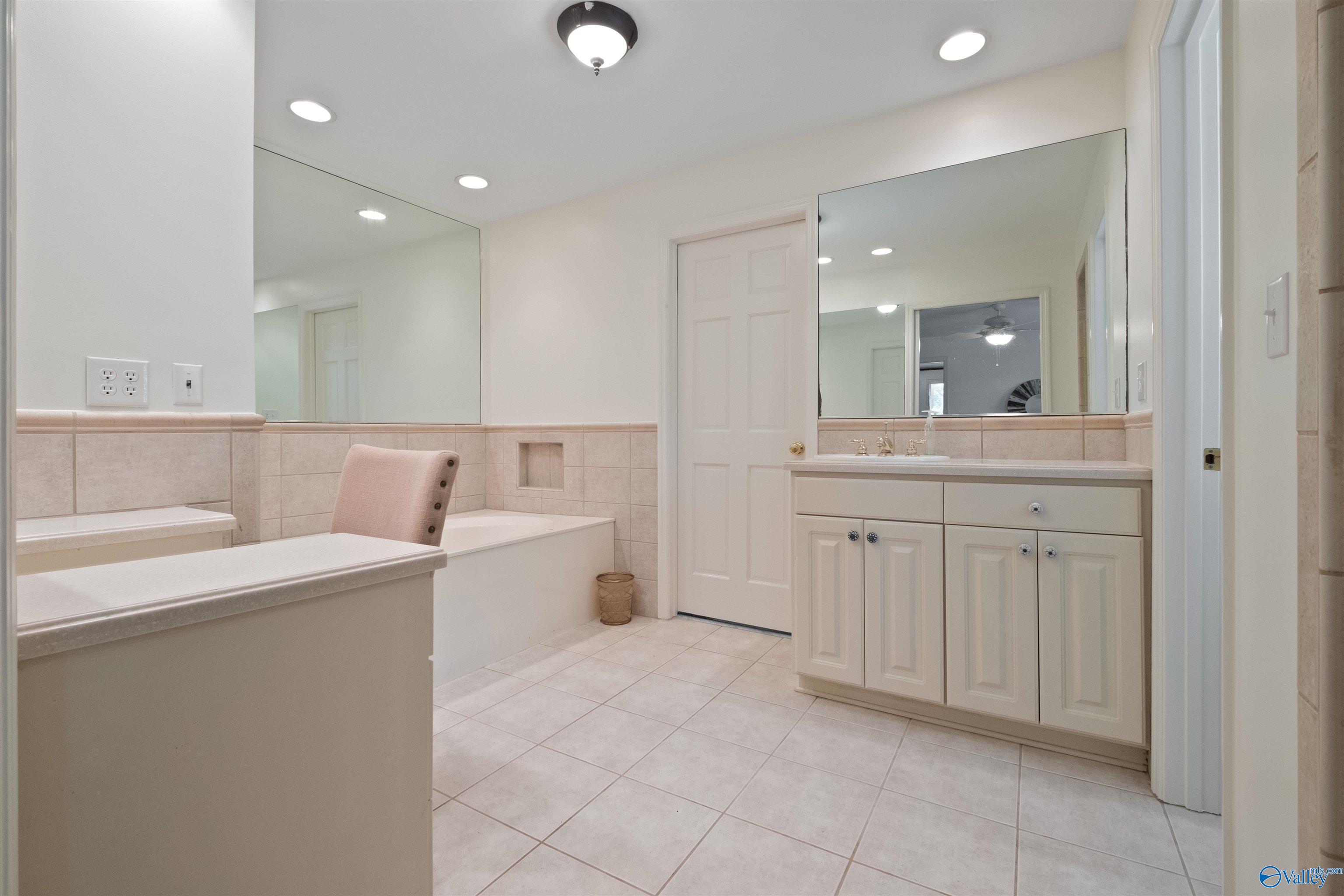 3107 Bridgepoint Road