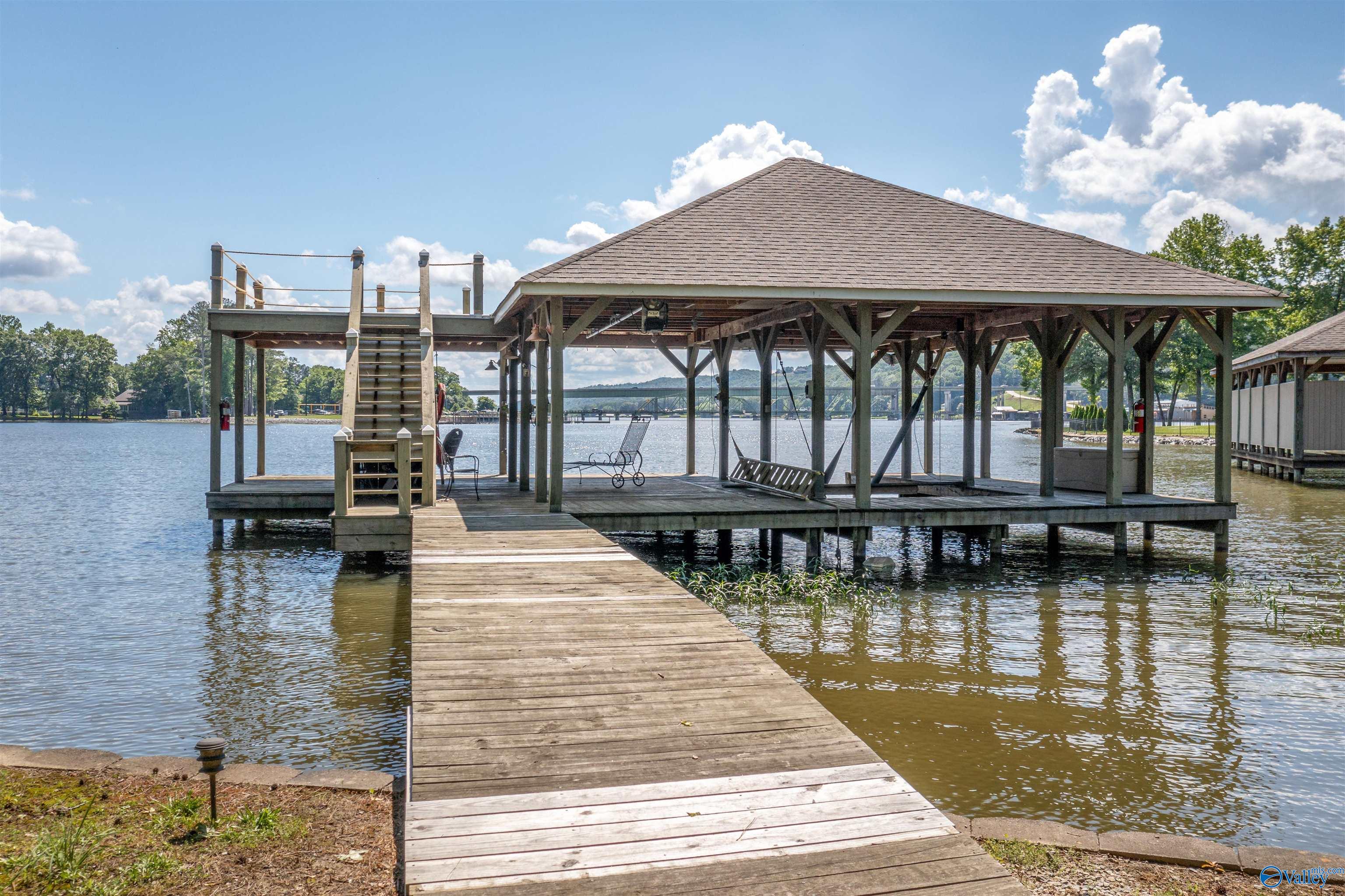 3107 Bridgepoint Road