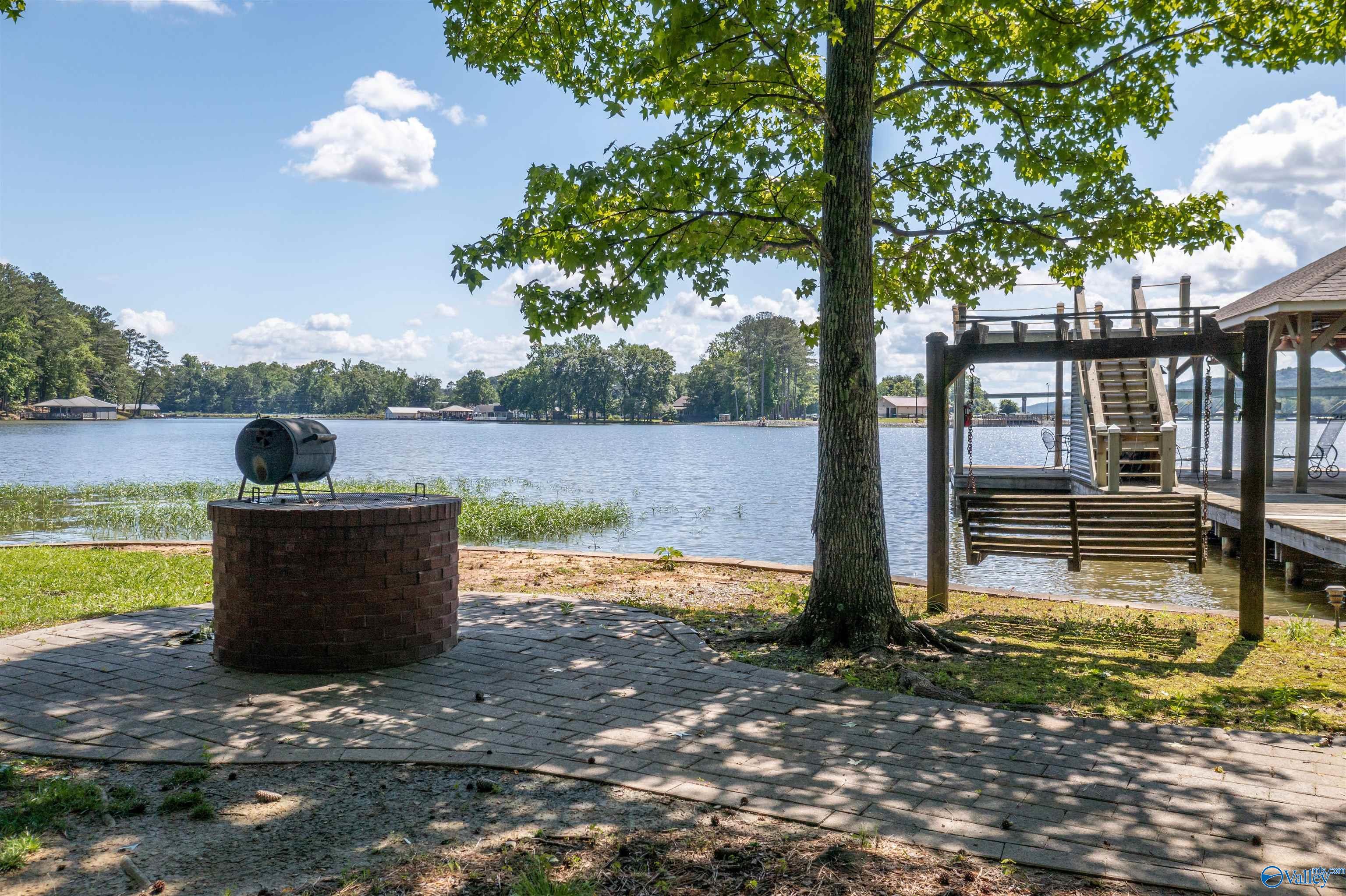 3107 Bridgepoint Road