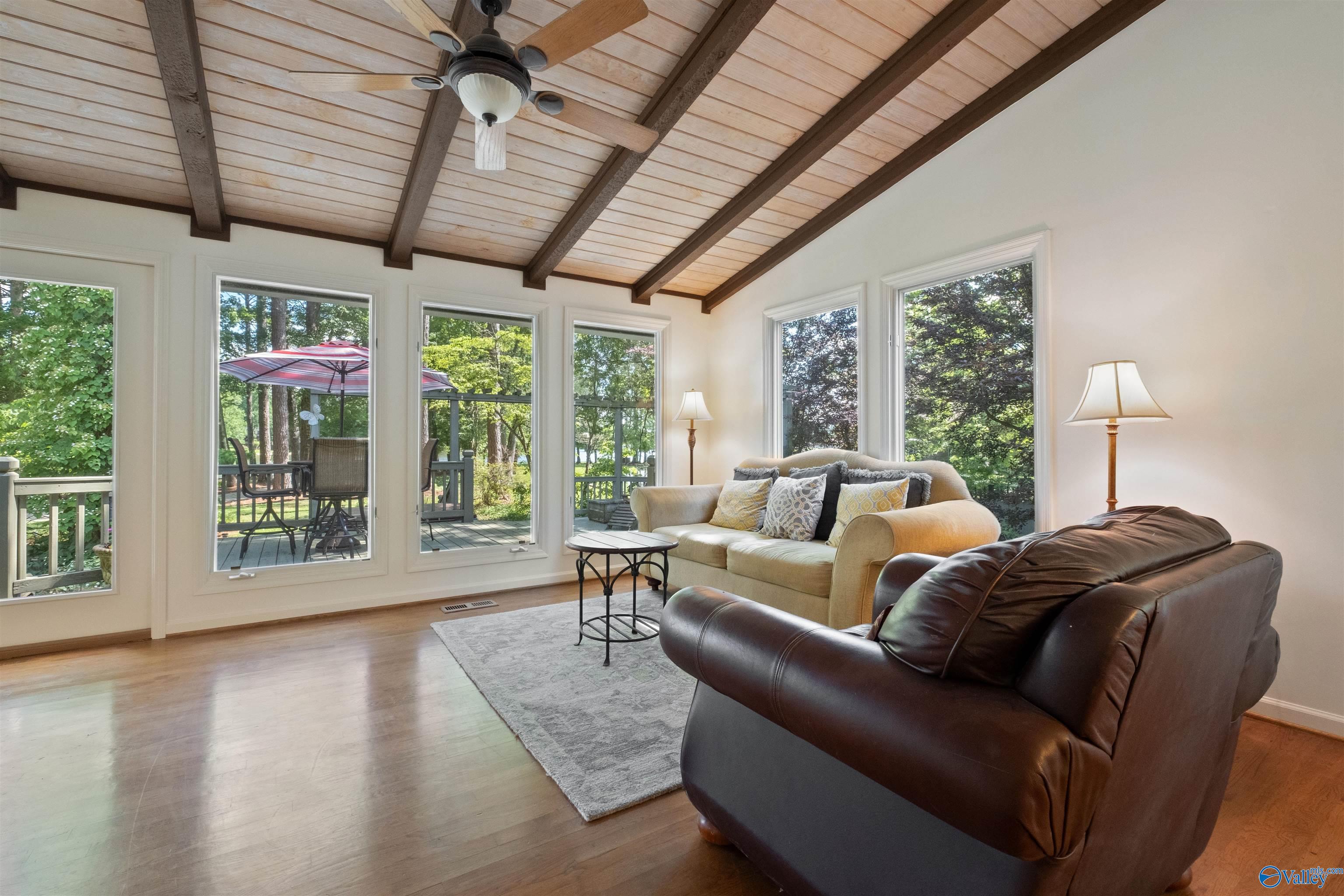 3107 Bridgepoint Road