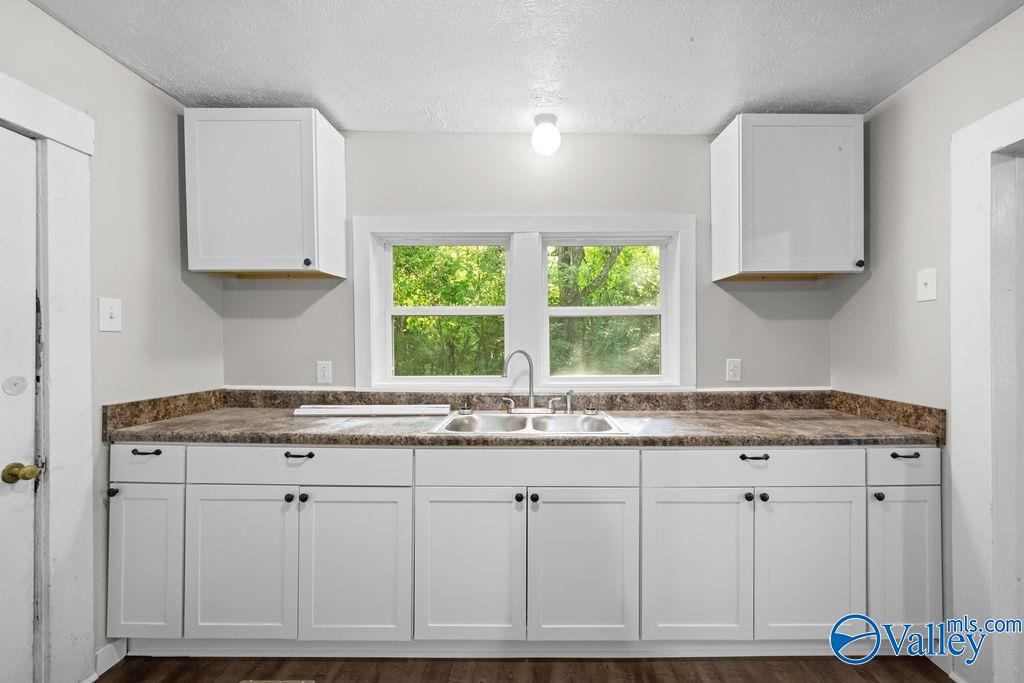 305 S College Street