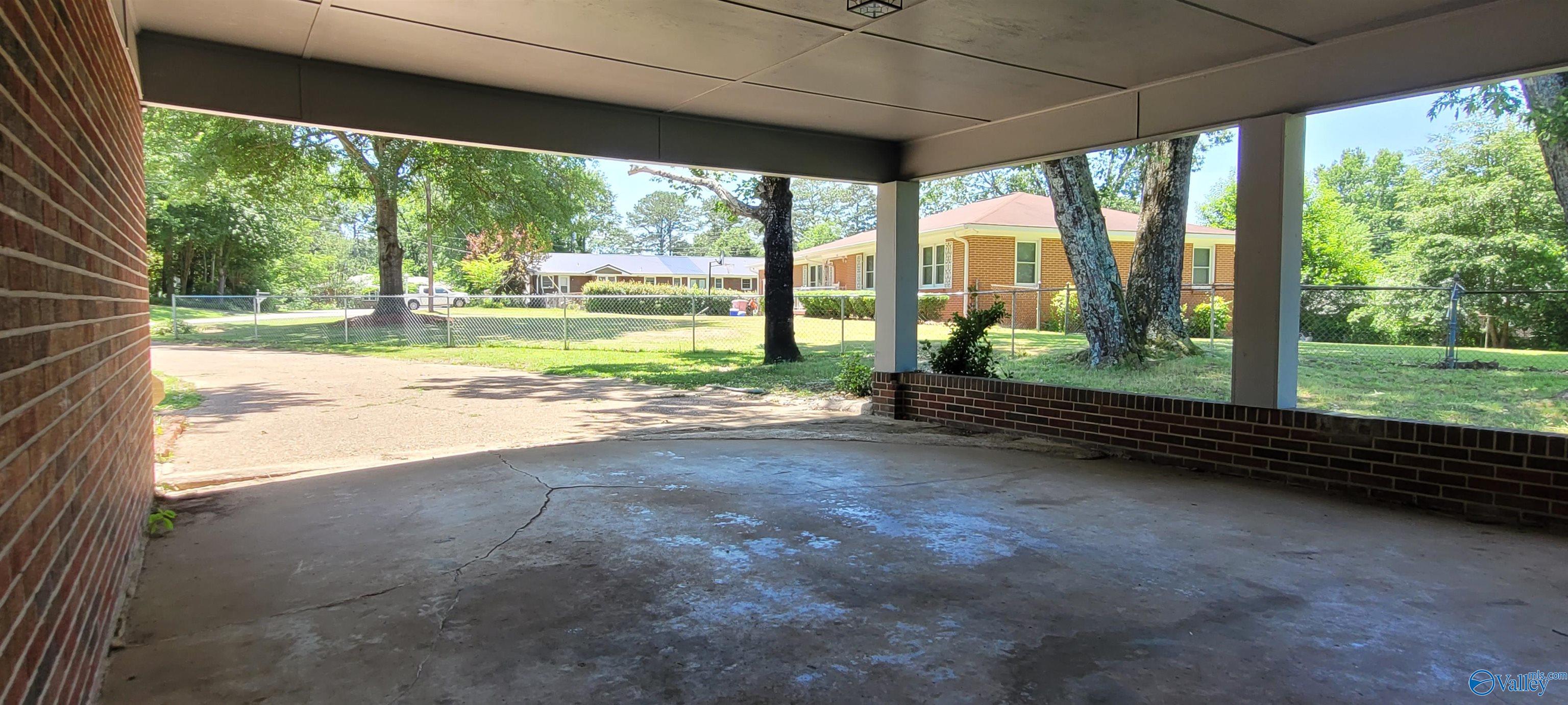 112 Buckingham Place