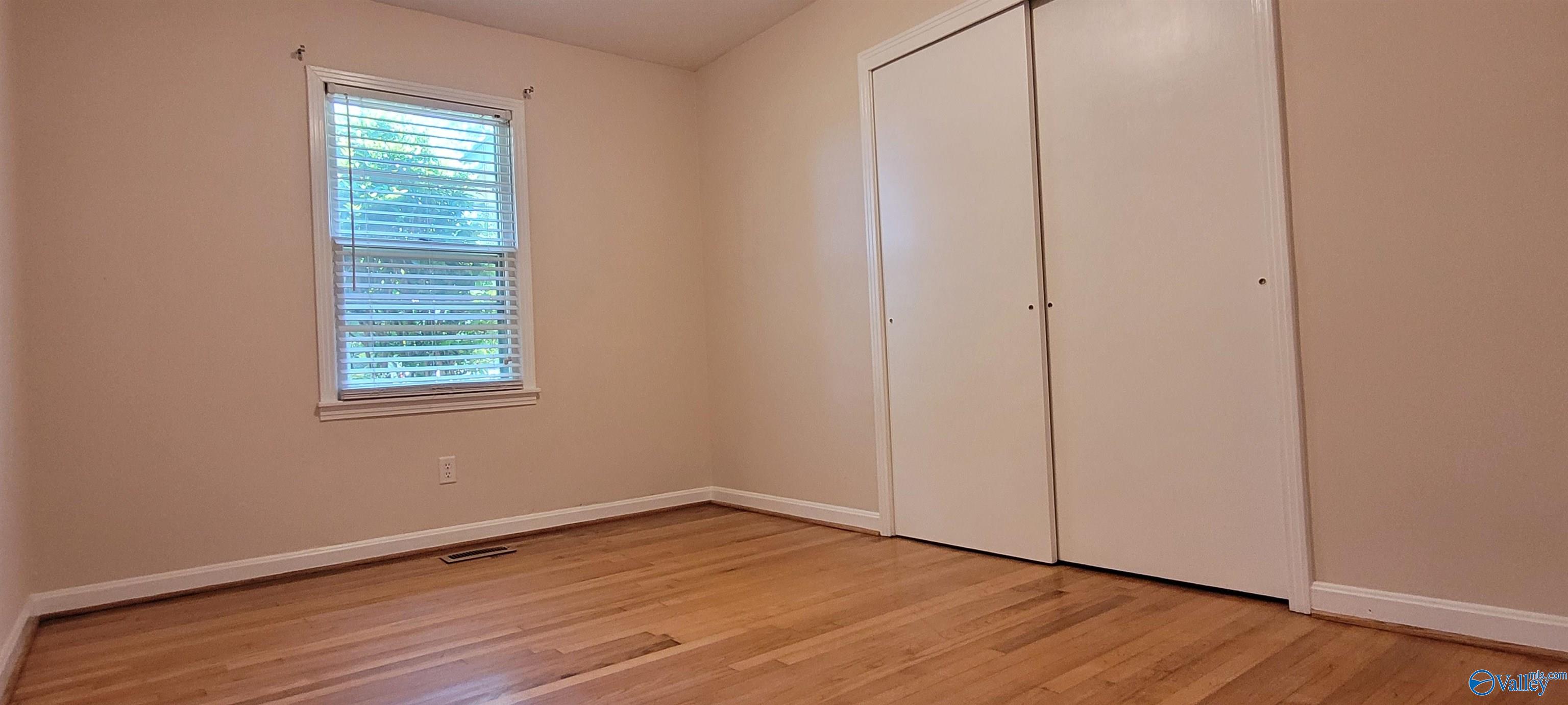 112 Buckingham Place