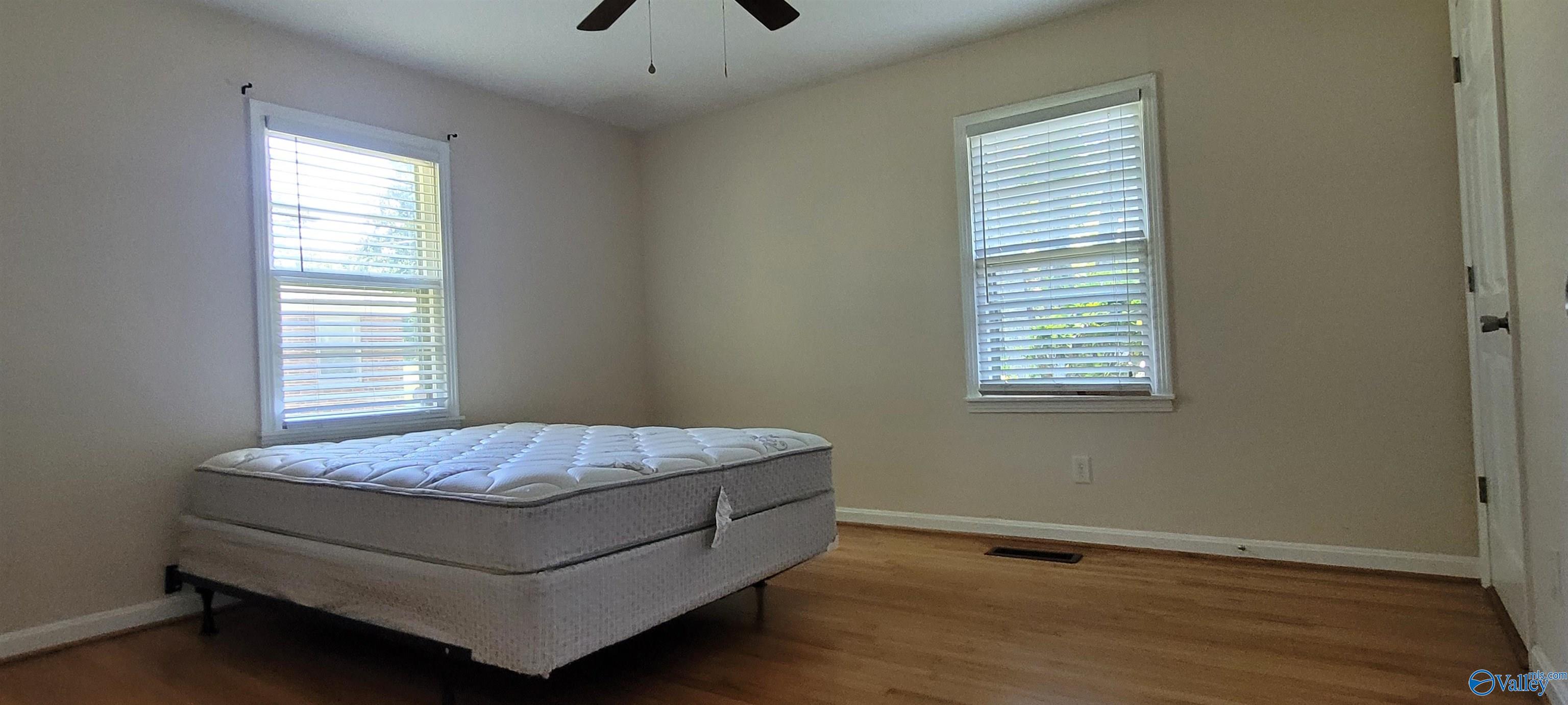 112 Buckingham Place