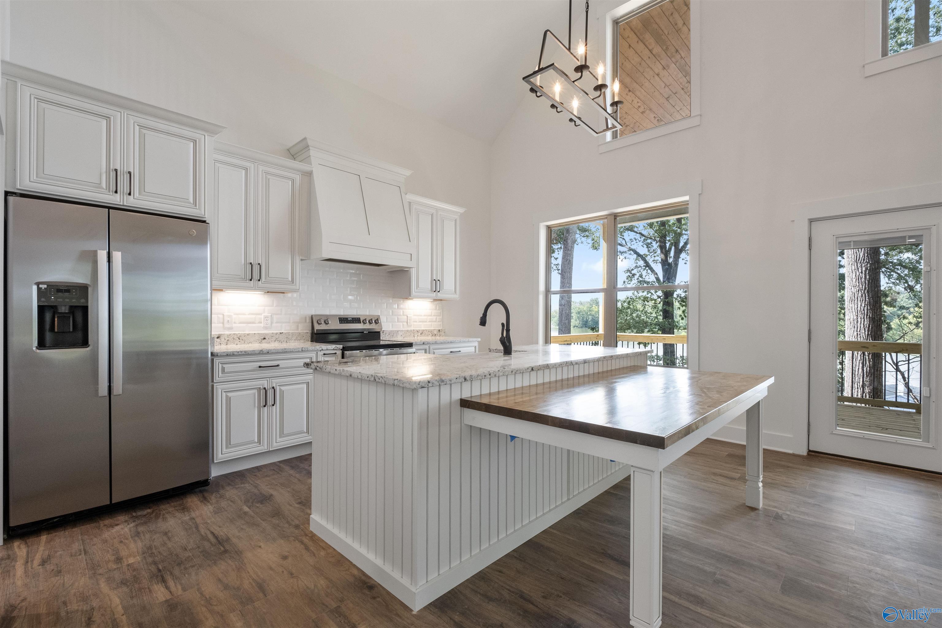 665 County Road 585