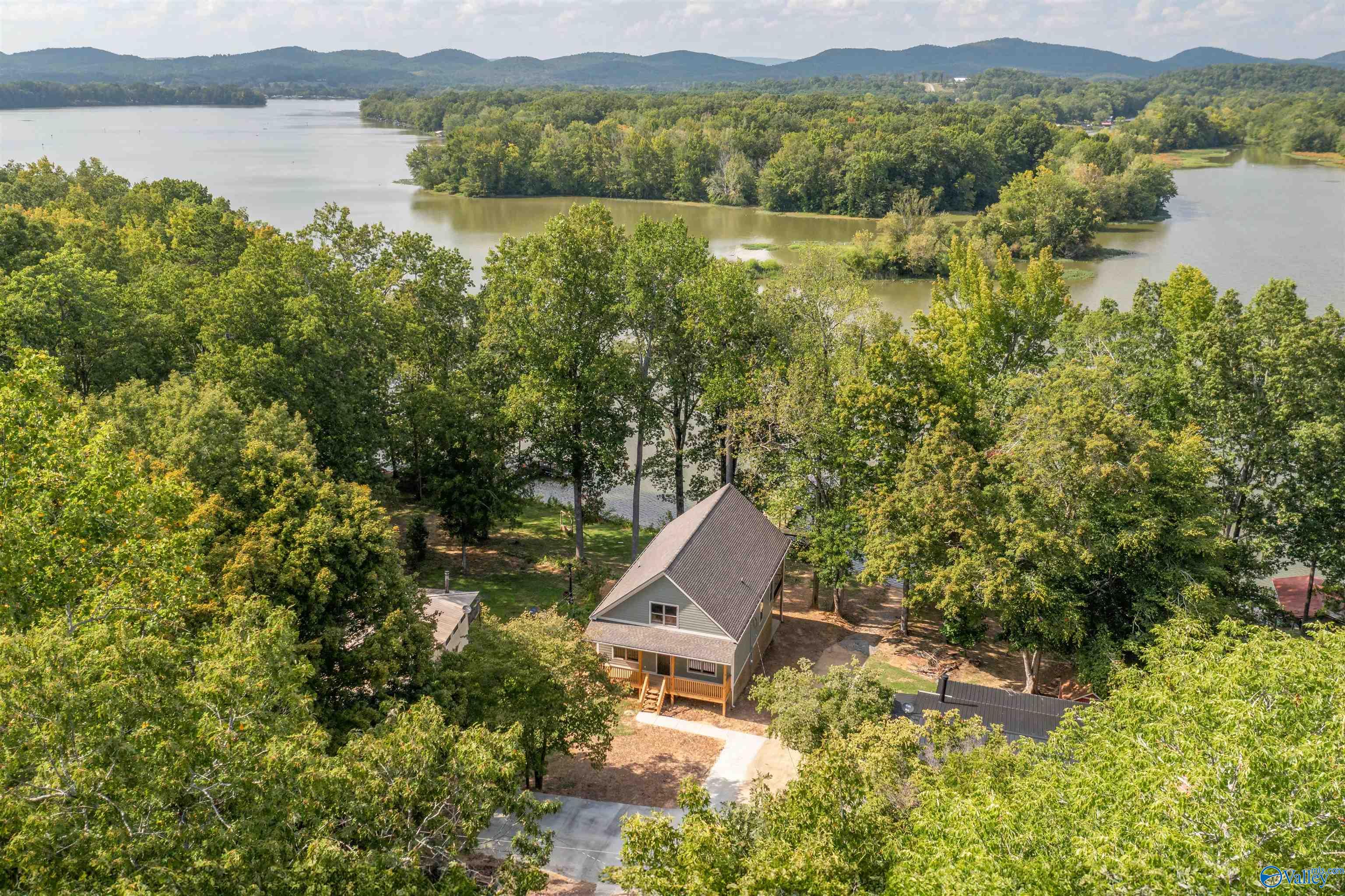 665 County Road 585