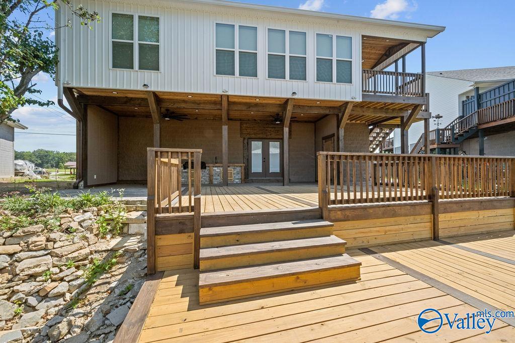 105 Camden Cove Lane