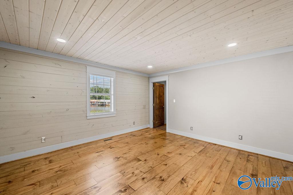 105 Camden Cove Lane
