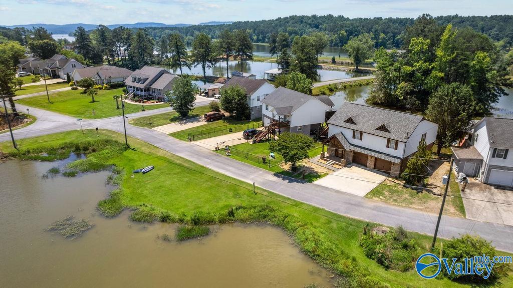 105 Camden Cove Lane