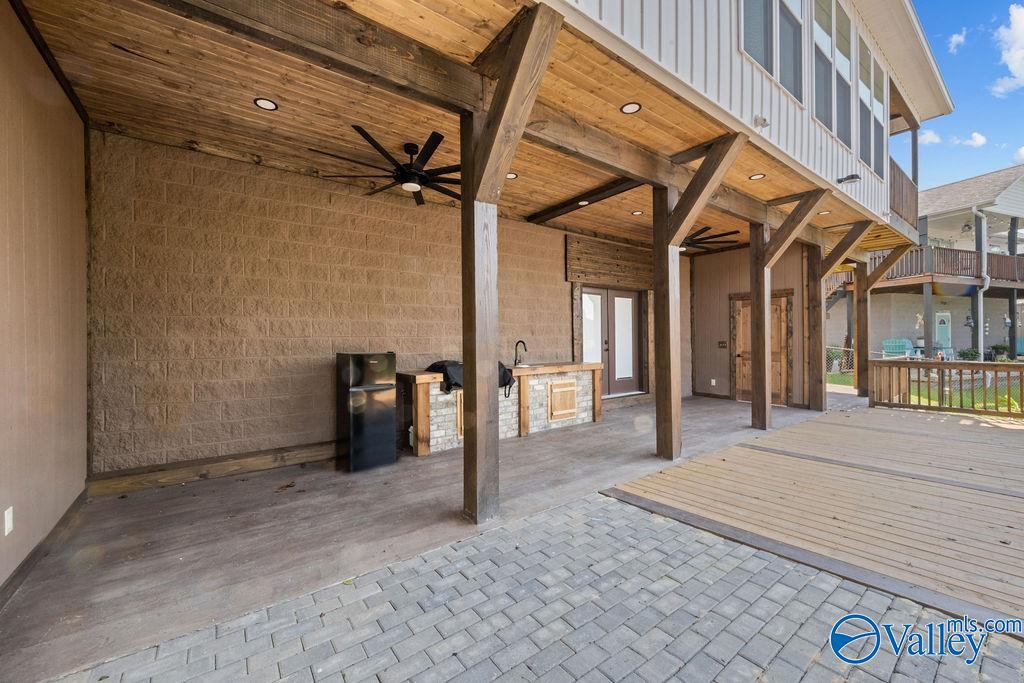 105 Camden Cove Lane