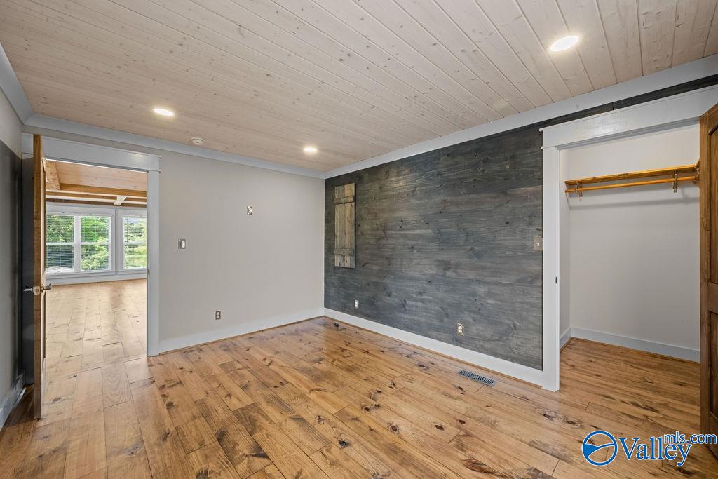 105 Camden Cove Lane