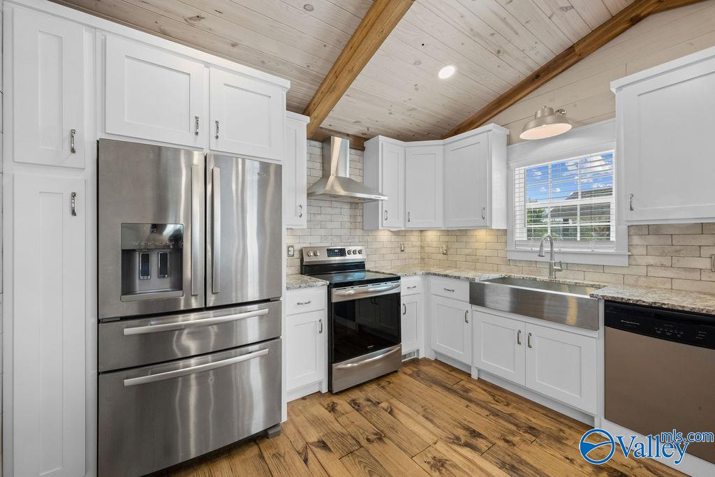 105 Camden Cove Lane