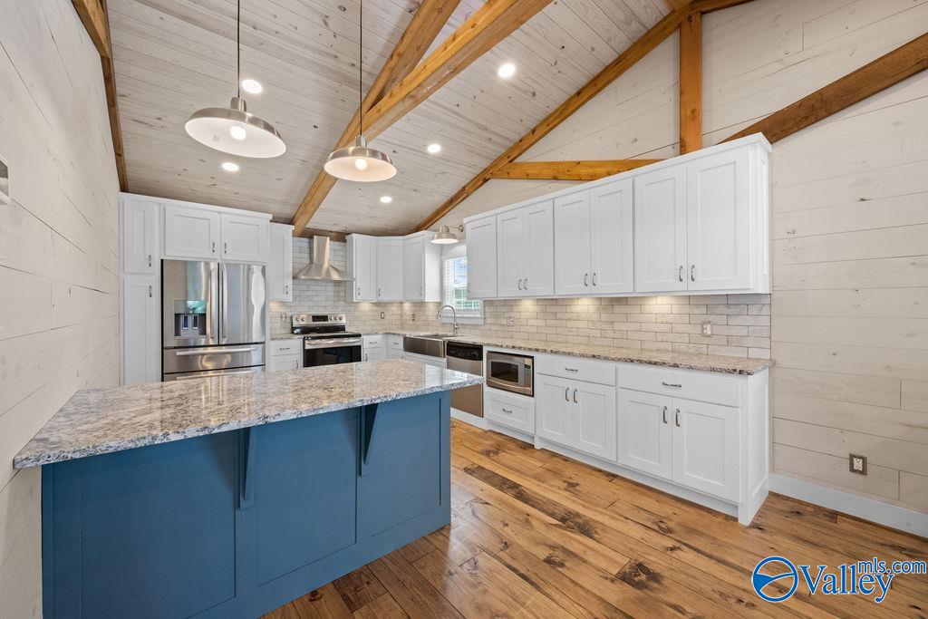 105 Camden Cove Lane