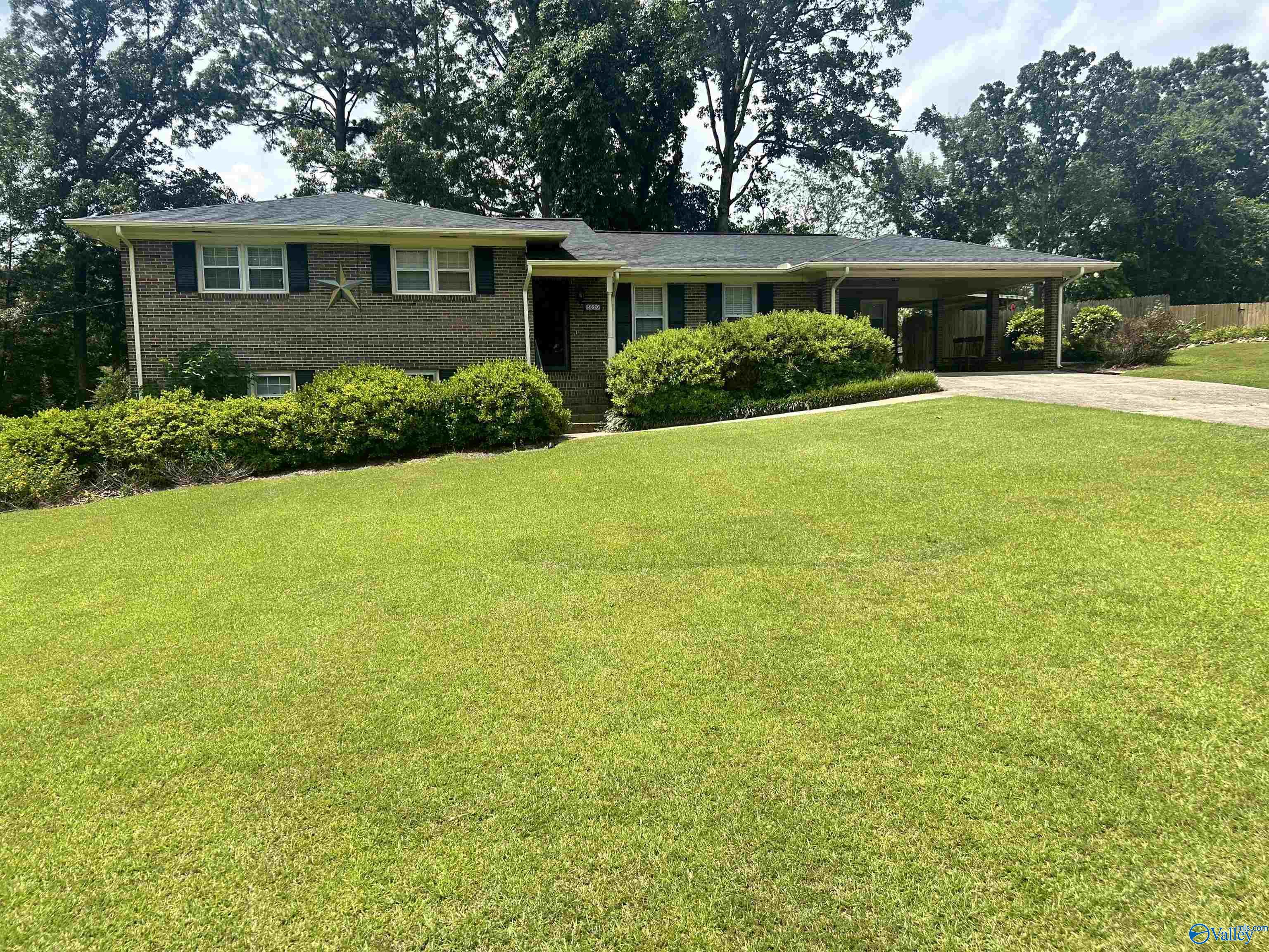 3920 Lad Rd Ladd Road