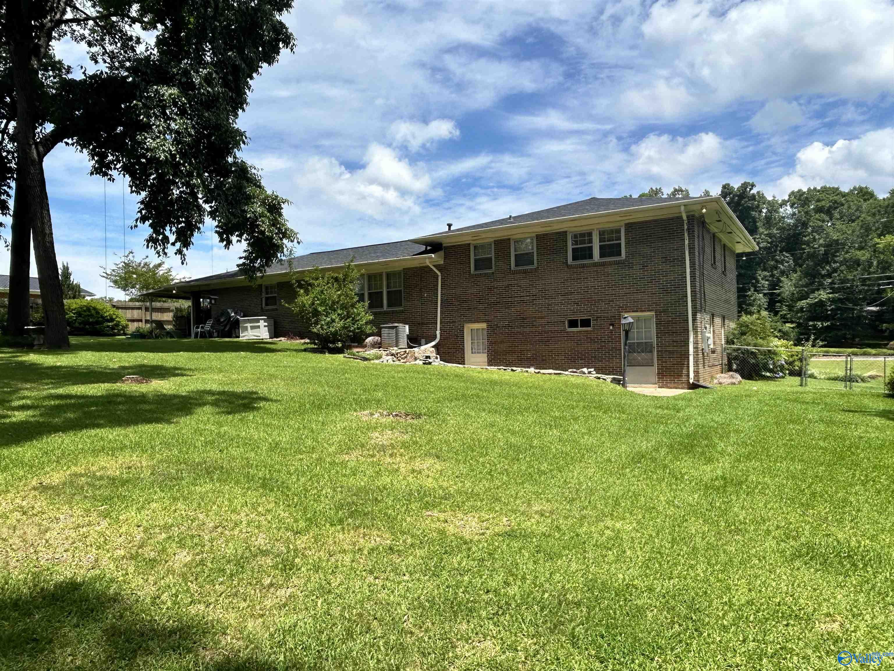 3920 Lad Rd Ladd Road