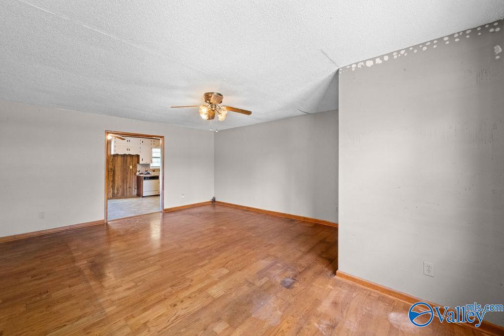 2763 Langdale Street