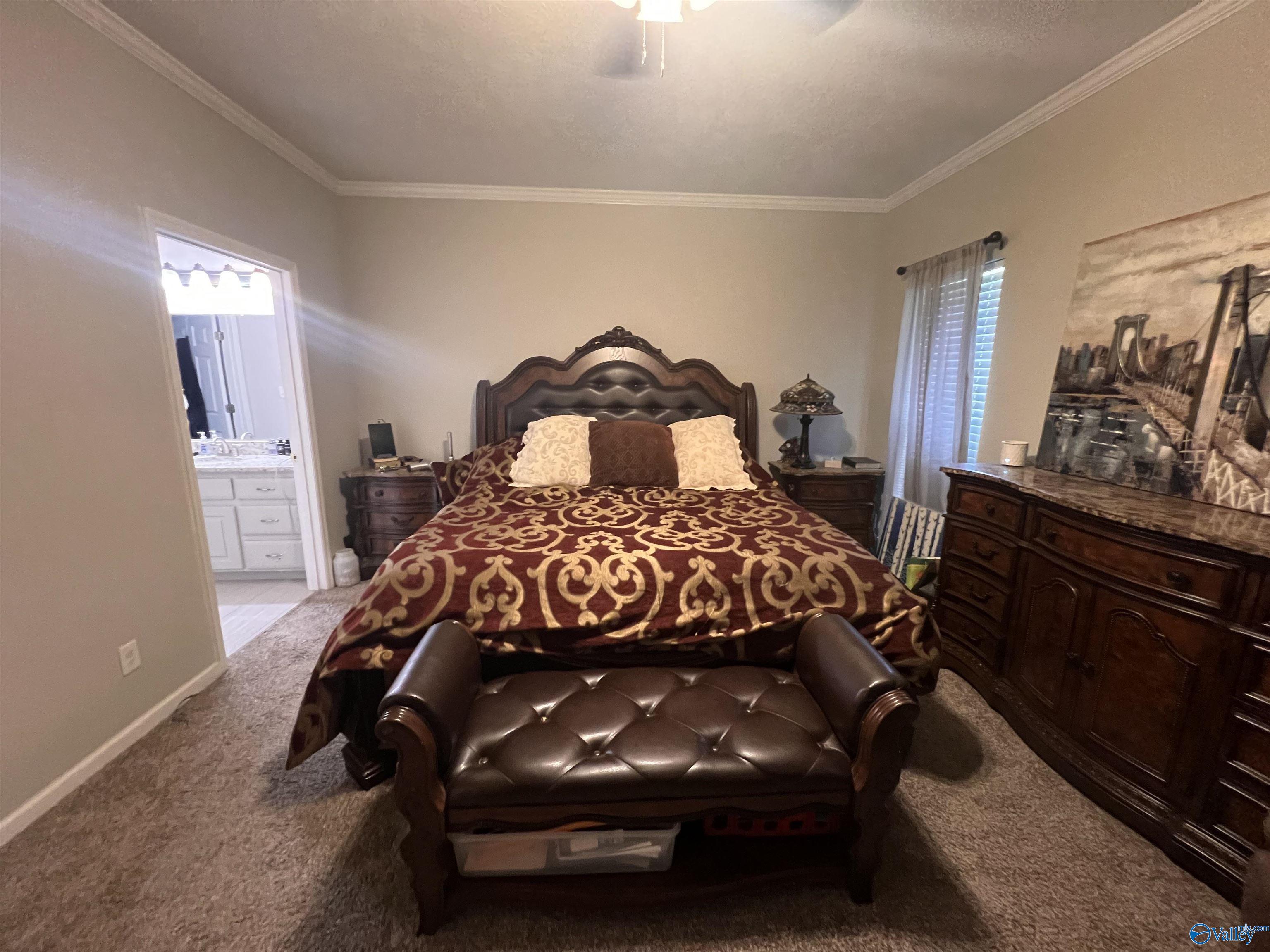 2960 Lakeshore Drive