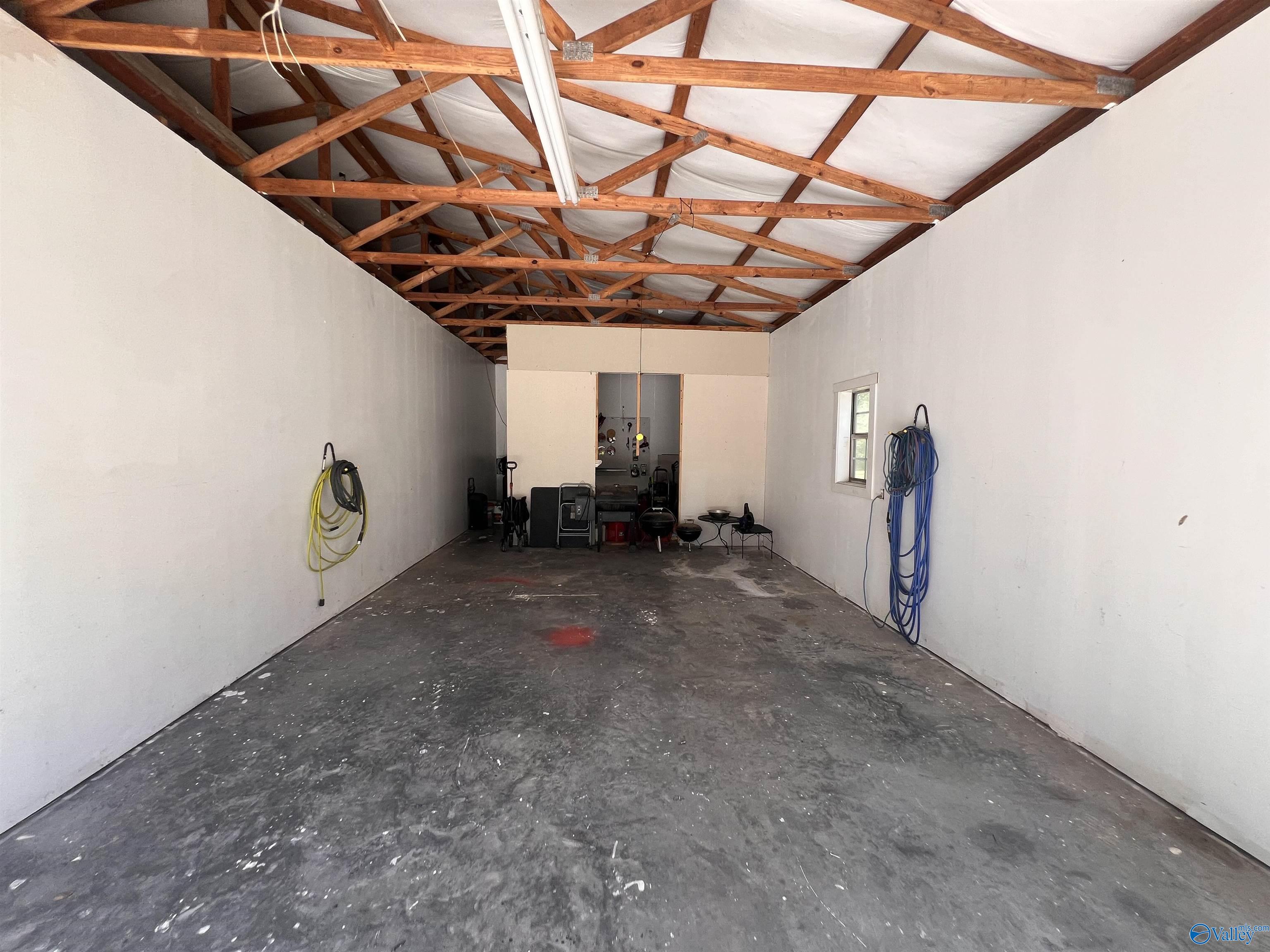 2960 Lakeshore Drive