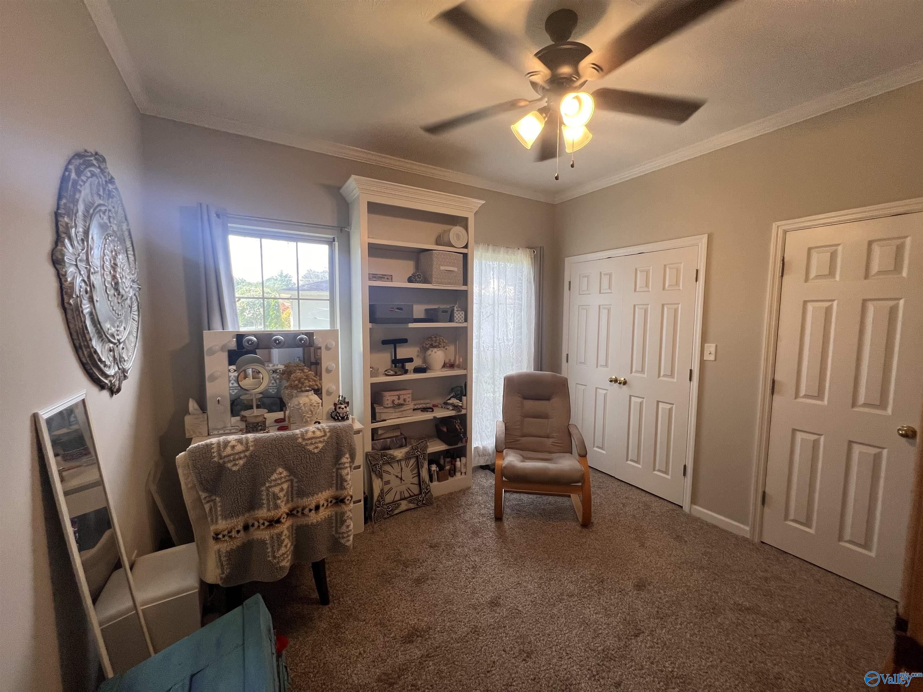 2960 Lakeshore Drive