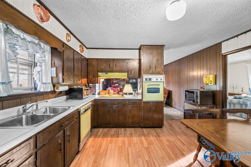 3236 Jenkins Circle N