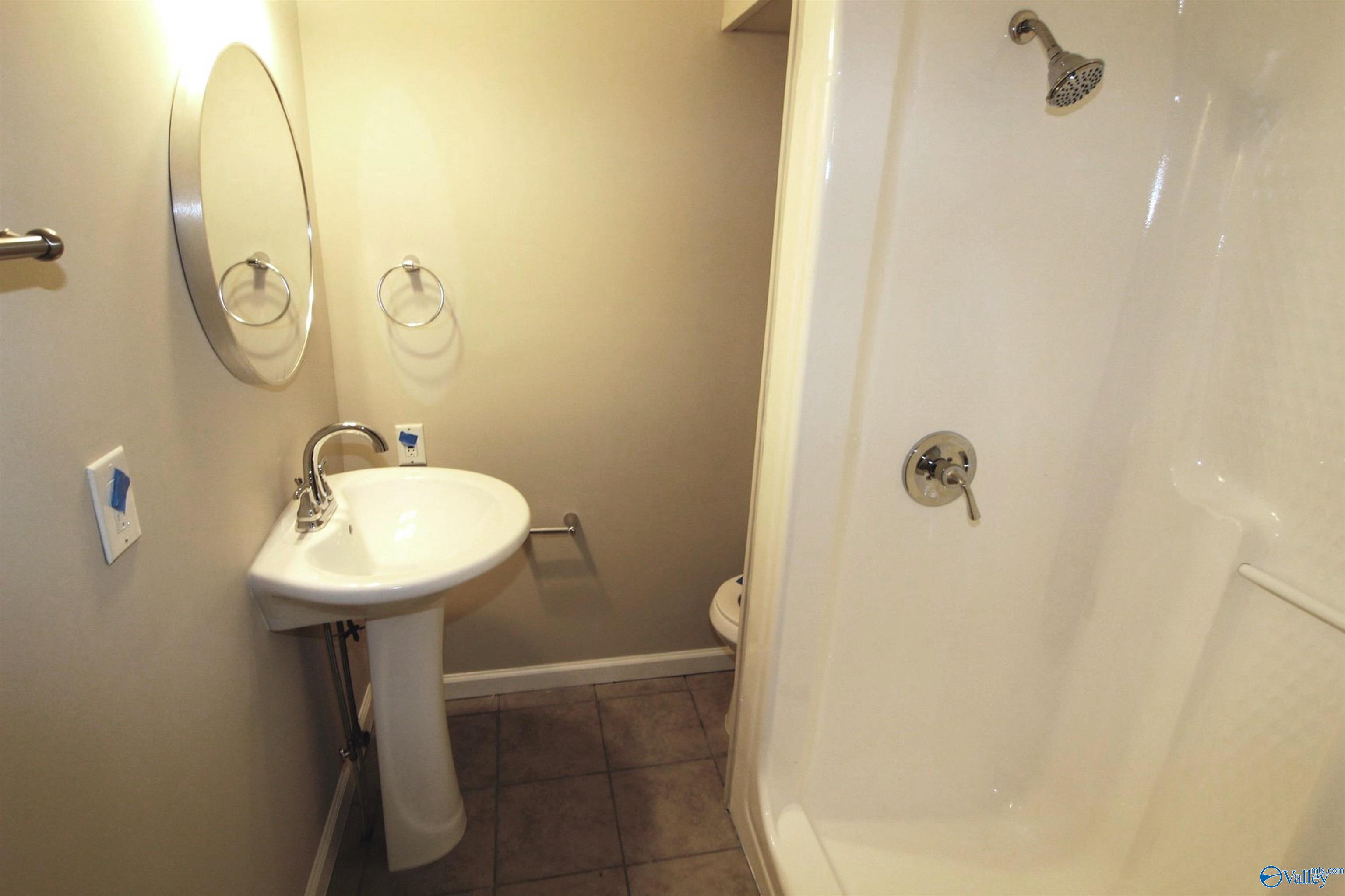 1911 Old Highway 431