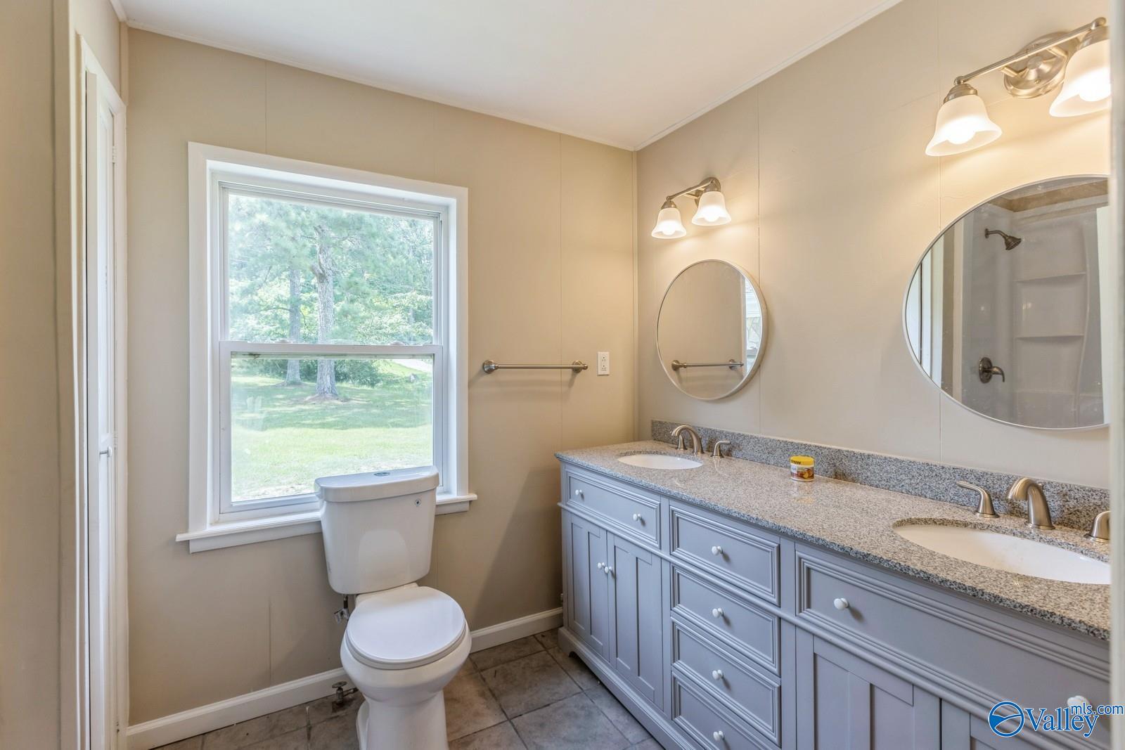 1911 Old Highway 431