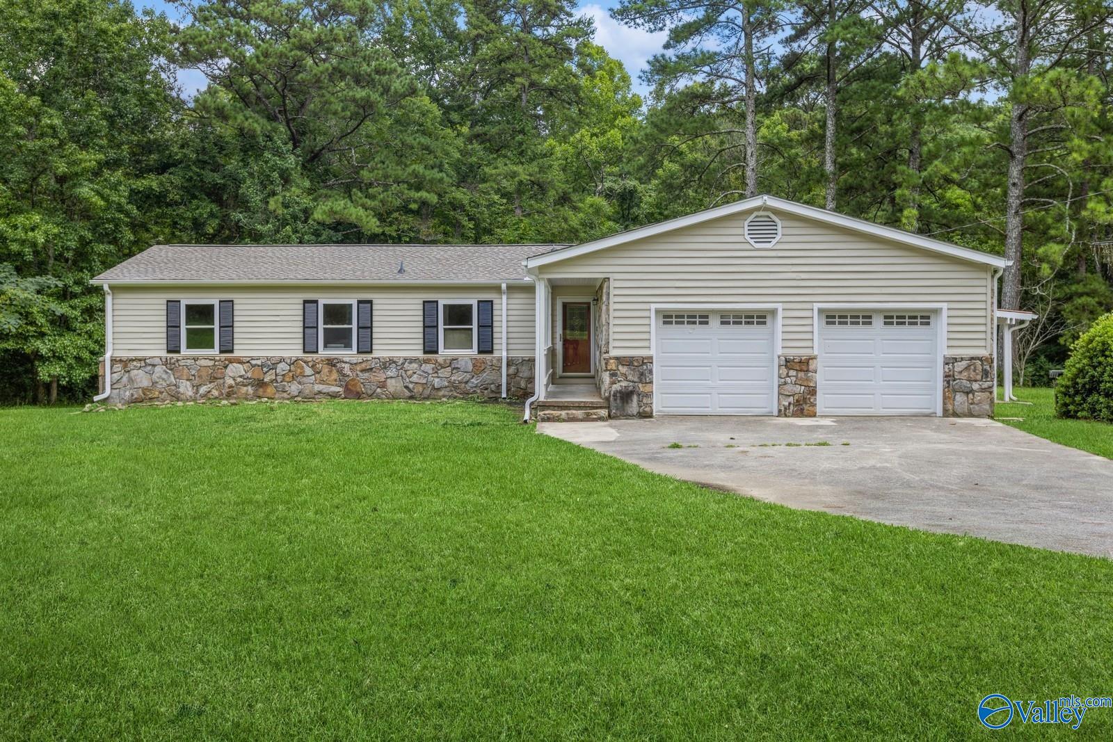 1911 Old Highway 431