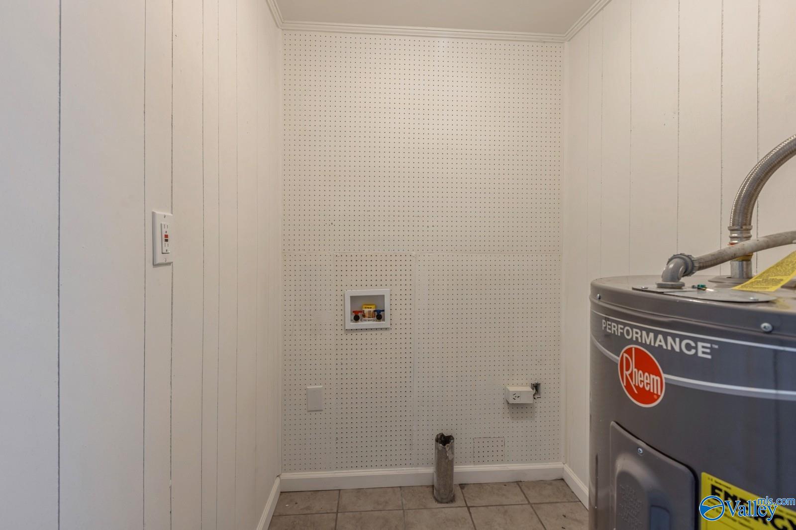 1911 Old Highway 431