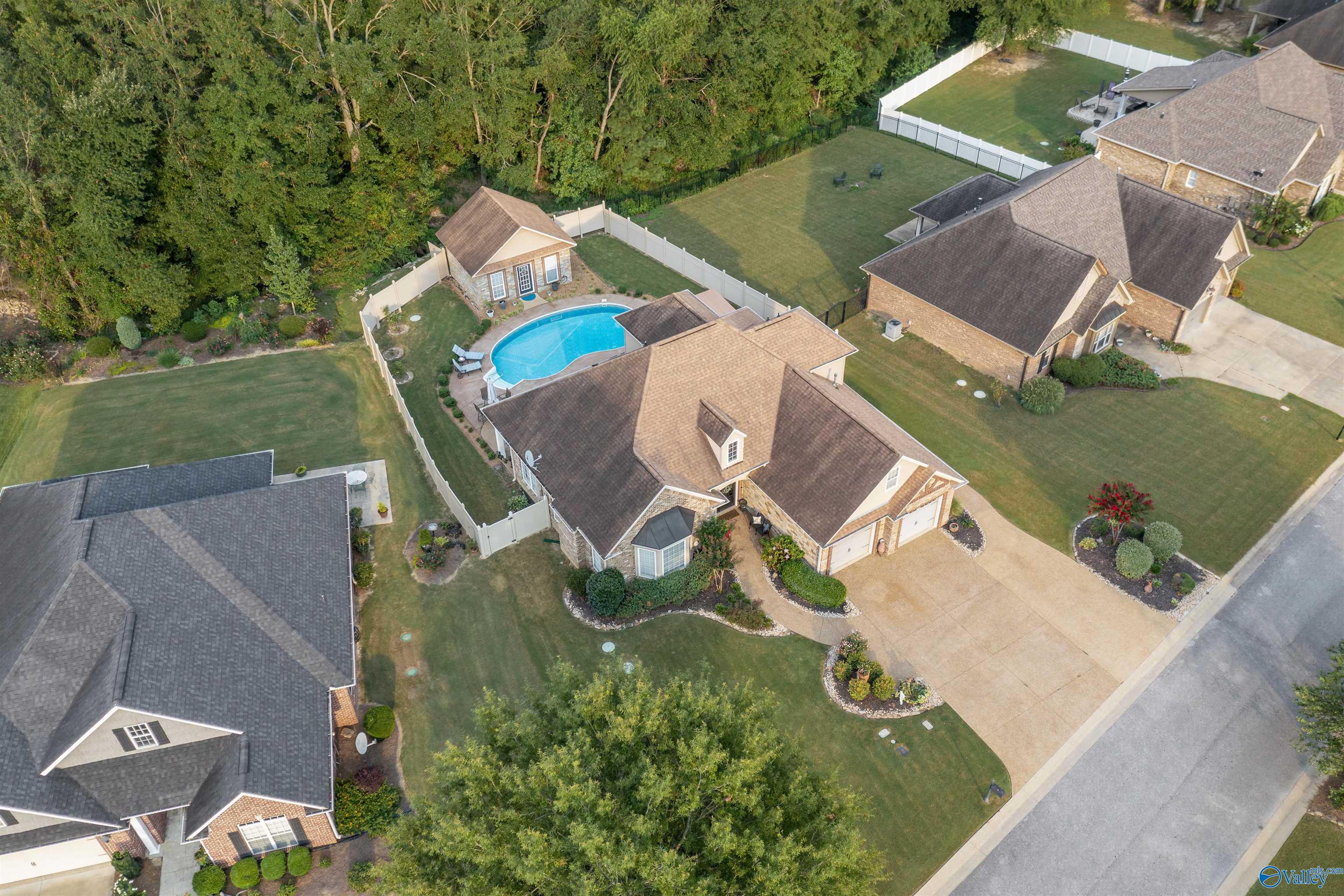 4601 Laura Lane