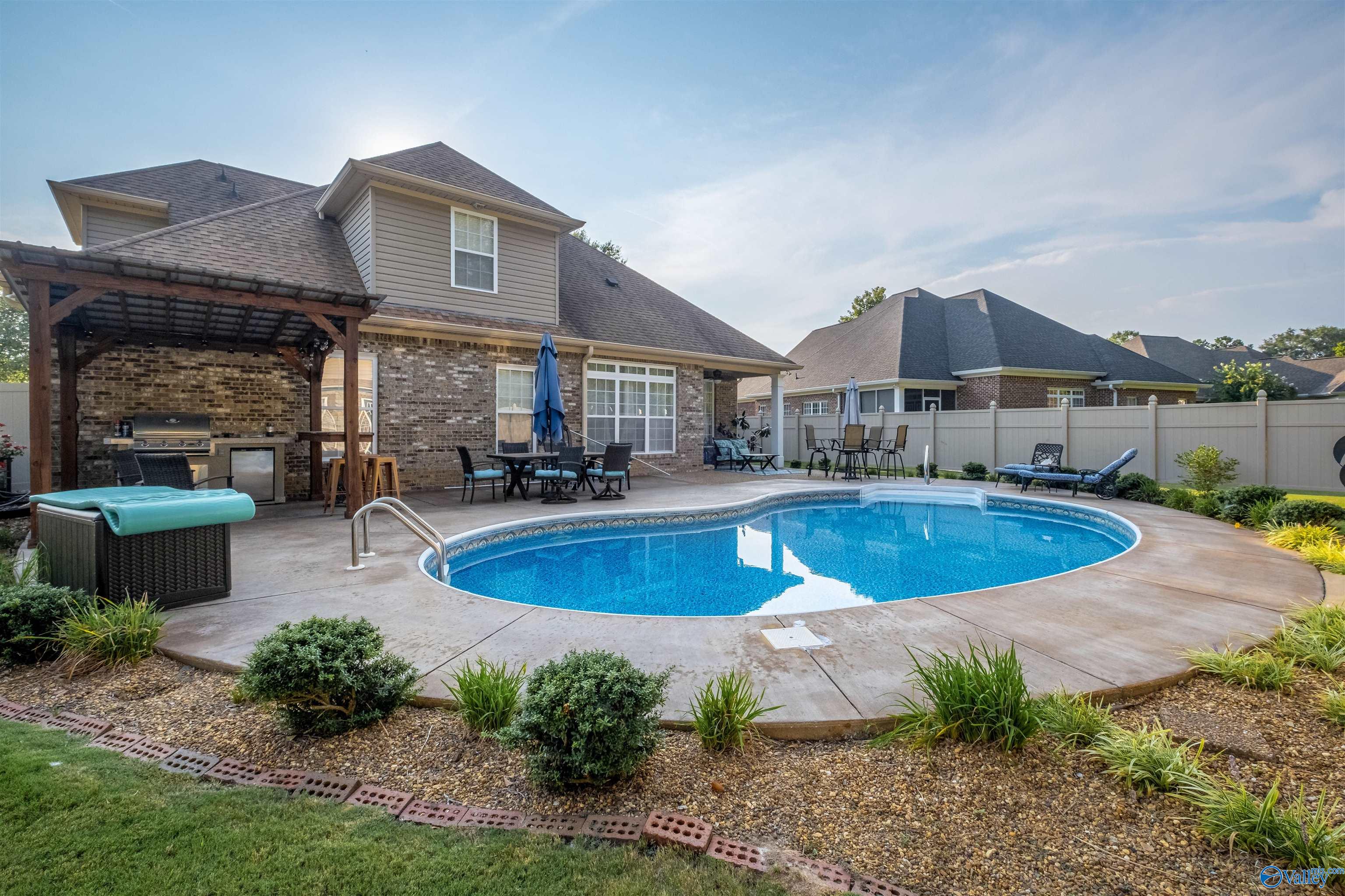 4601 Laura Lane