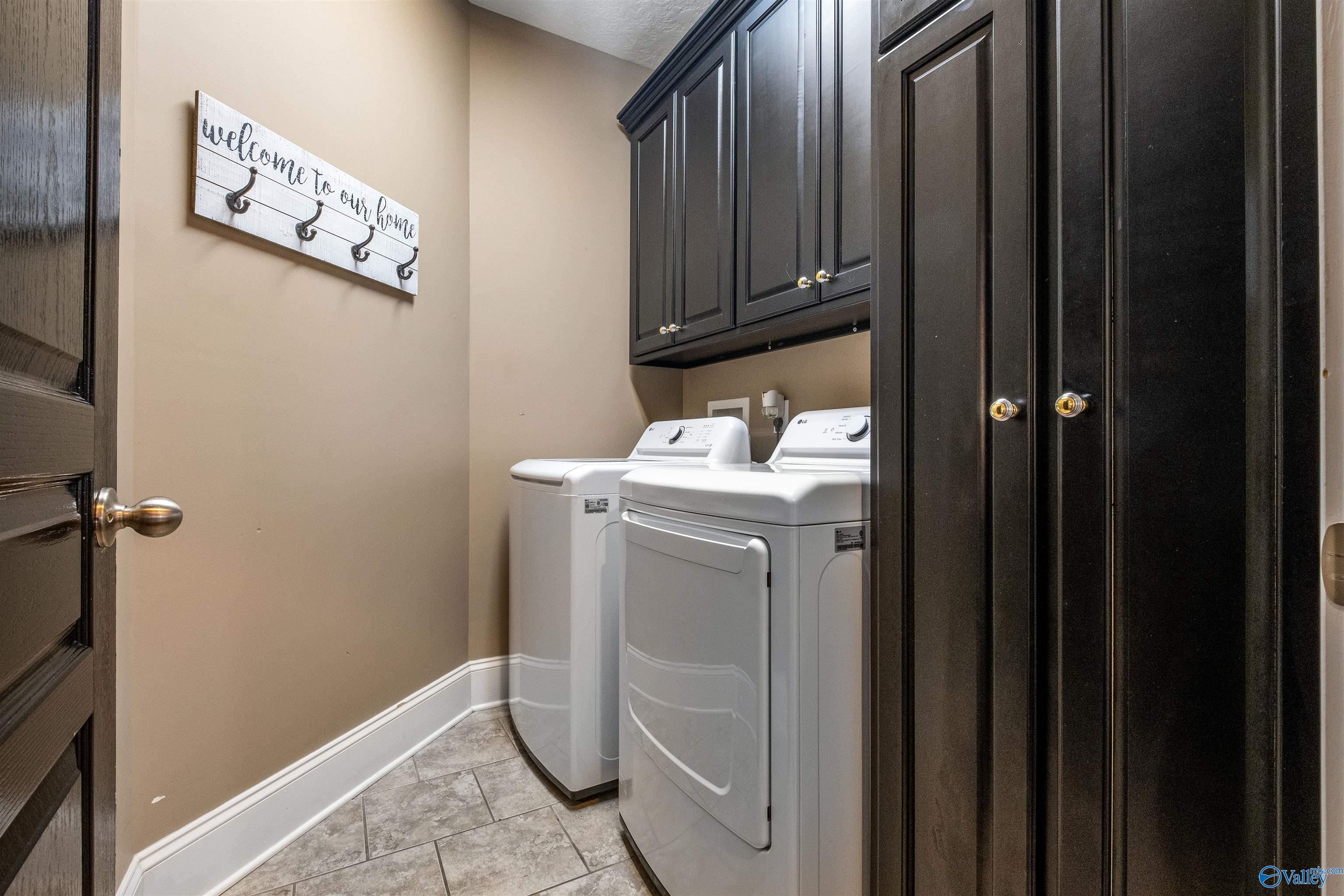 4601 Laura Lane