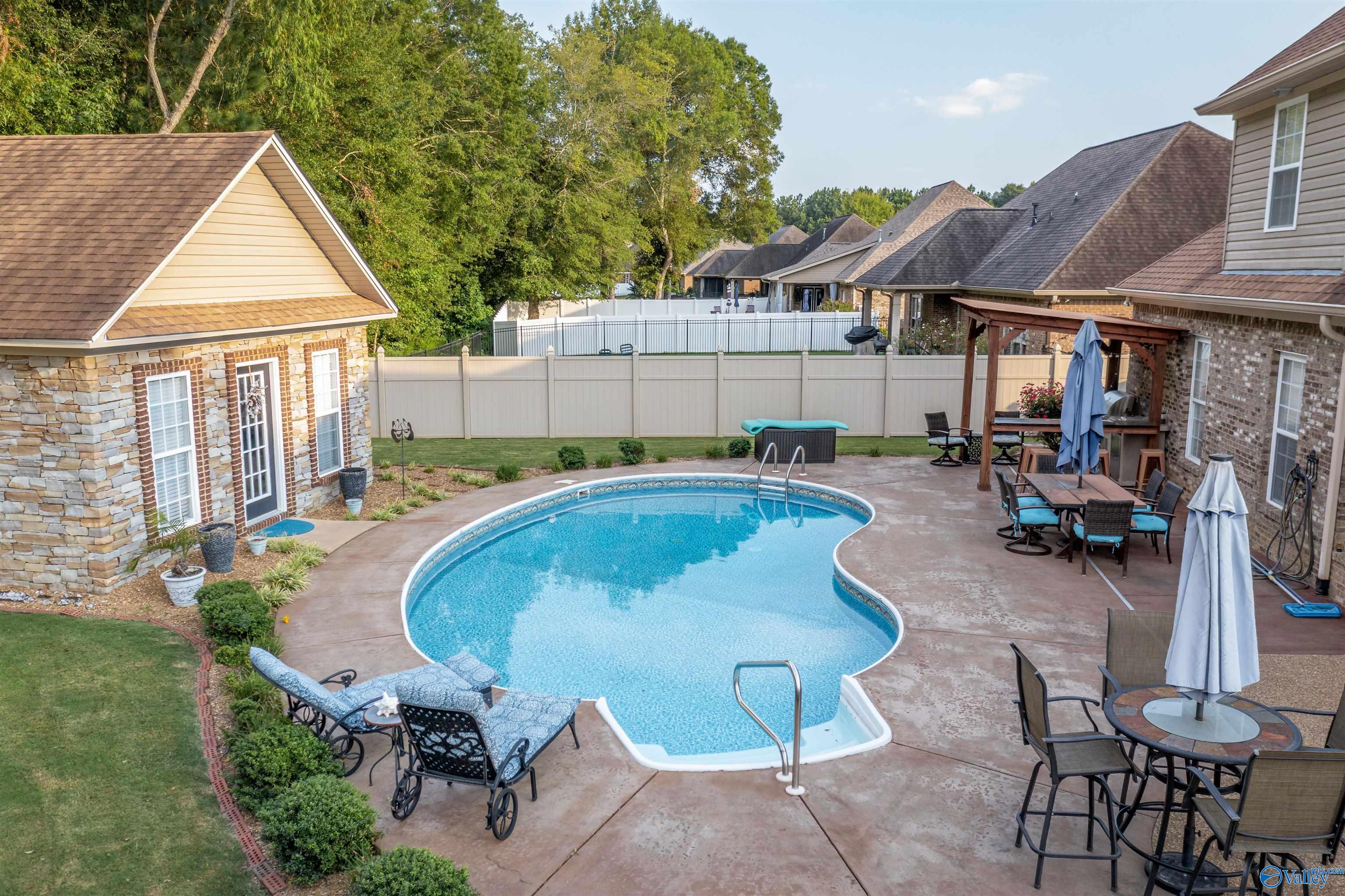 4601 Laura Lane