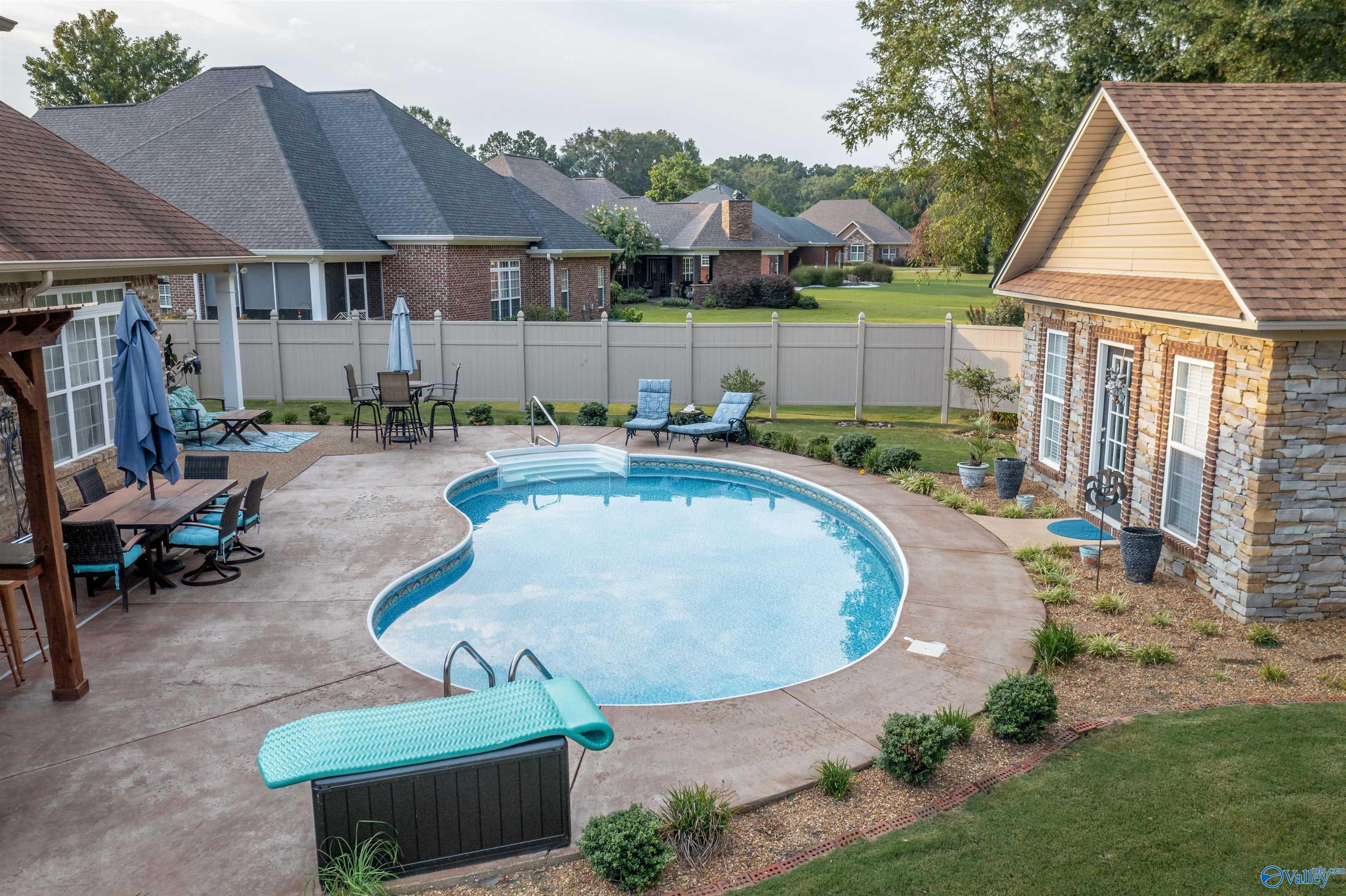 4601 Laura Lane
