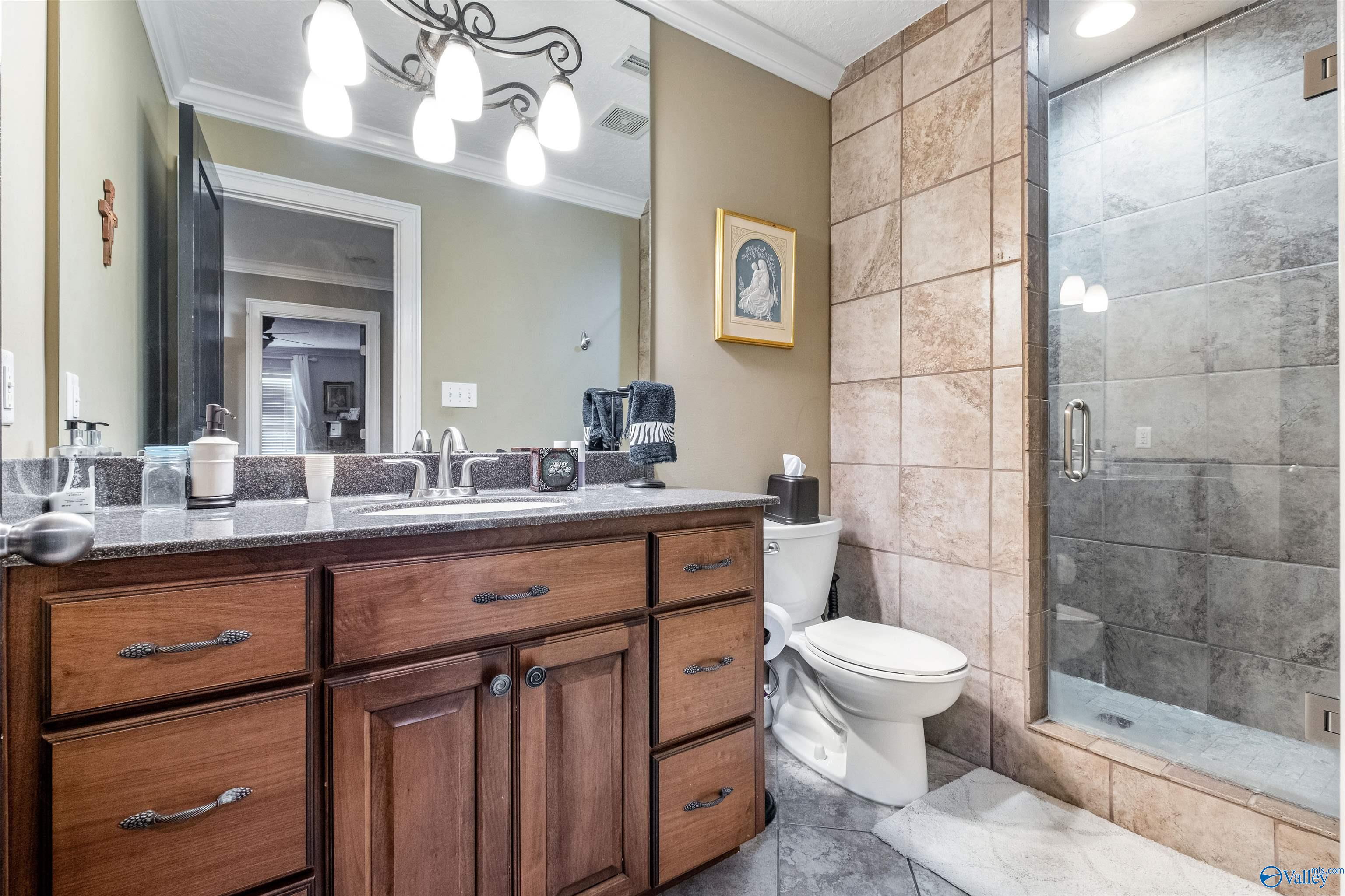 4601 Laura Lane