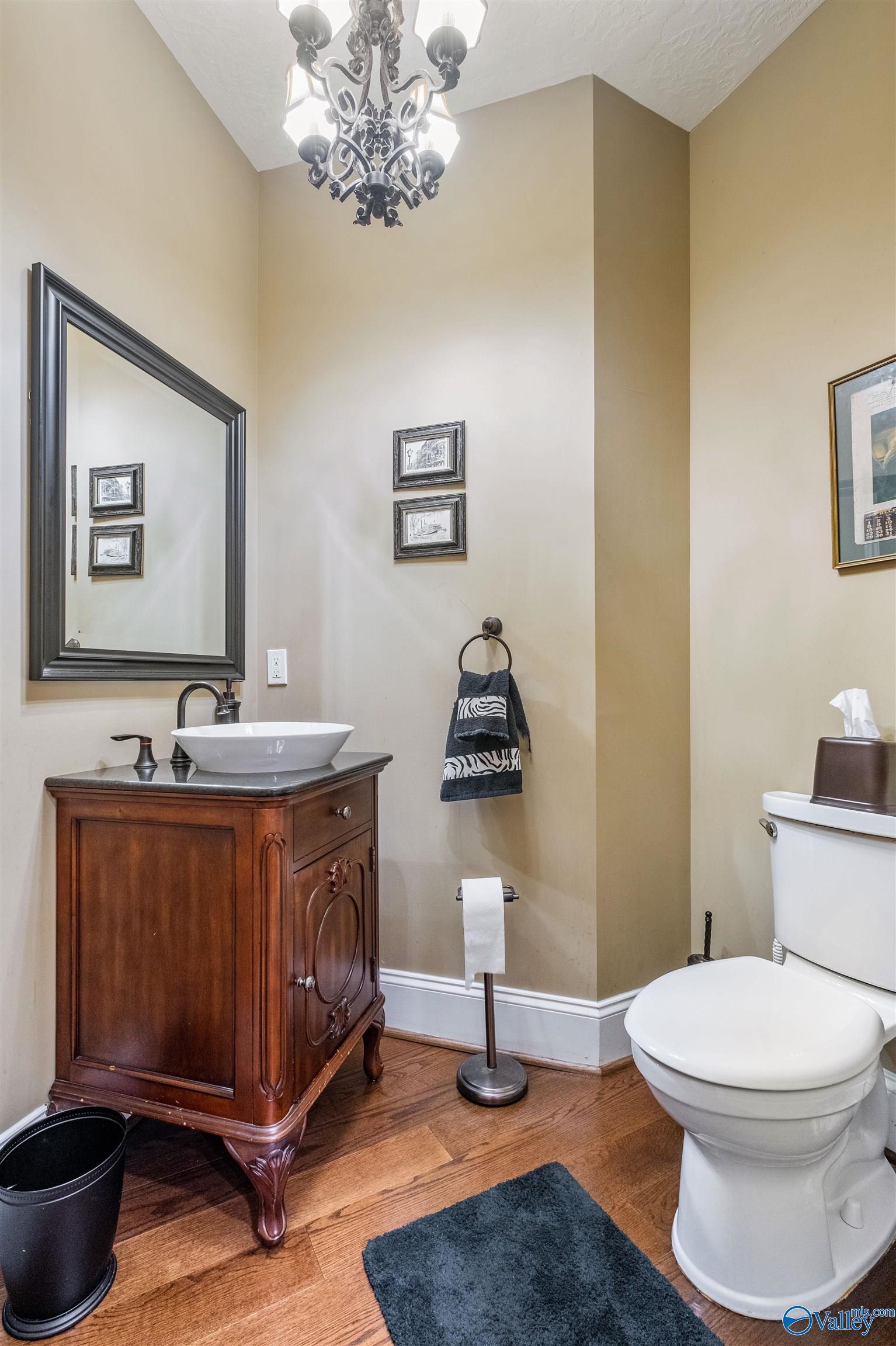 4601 Laura Lane