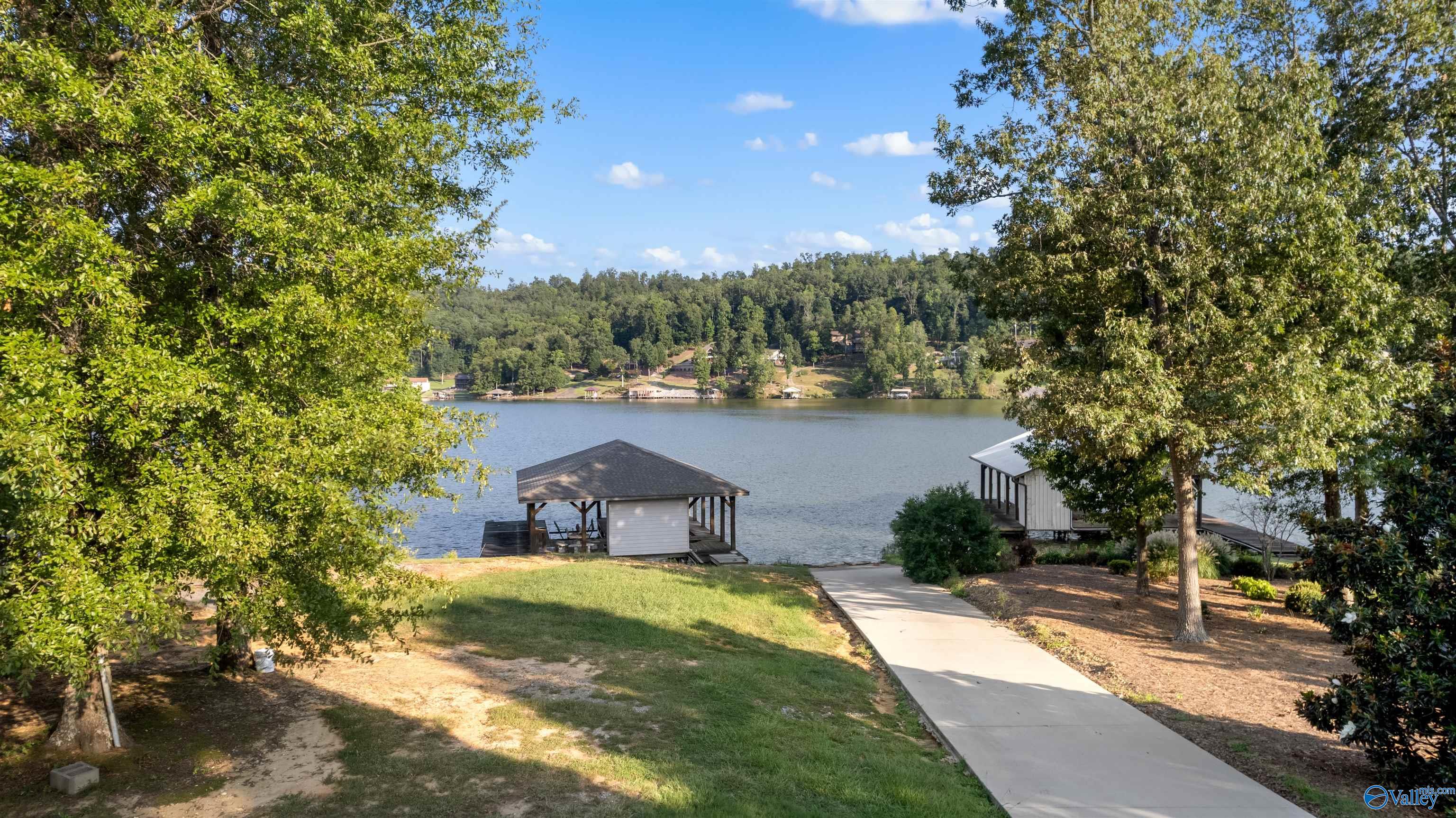 955 Guy Lee Lake Road