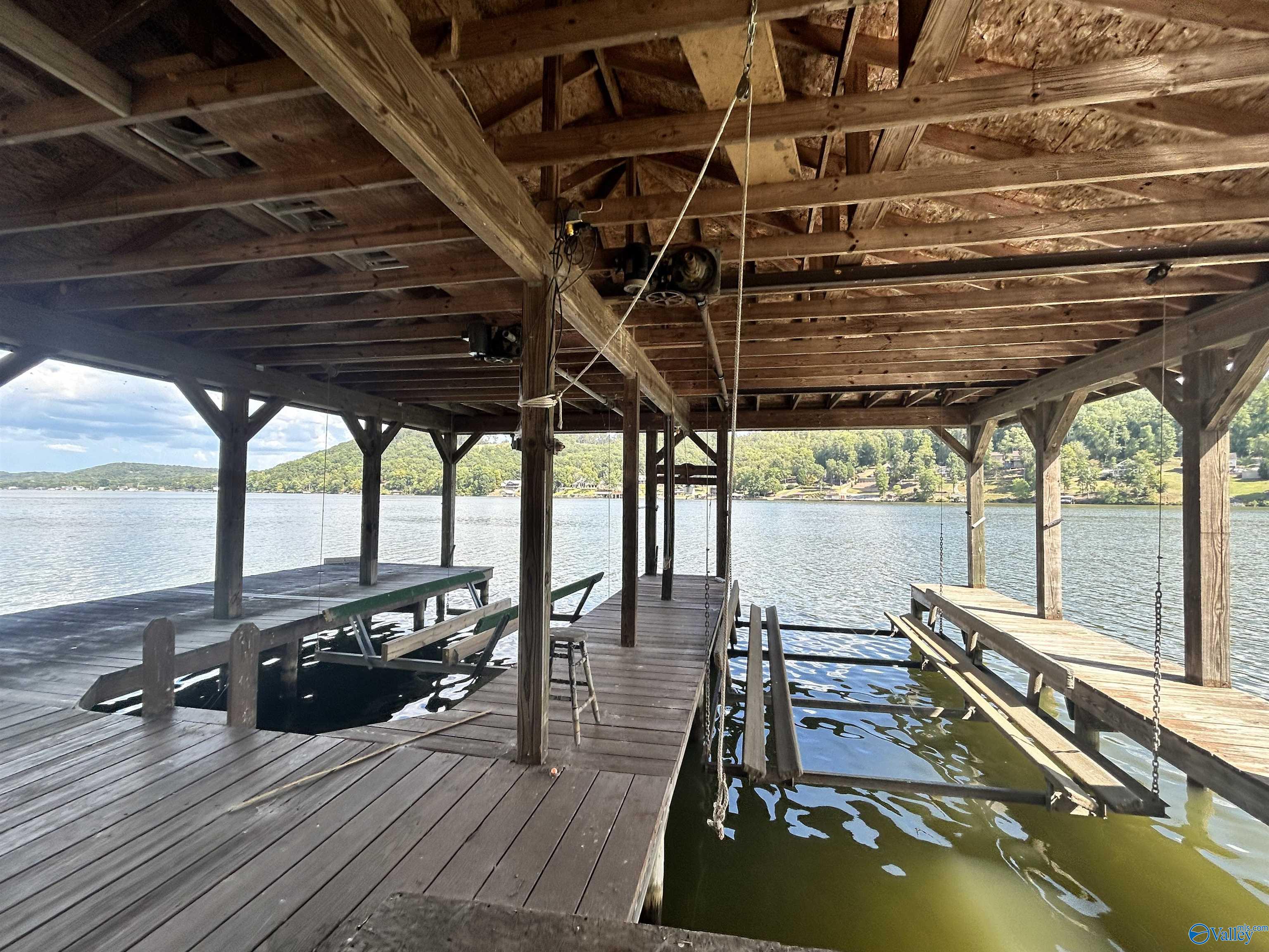955 Guy Lee Lake Road