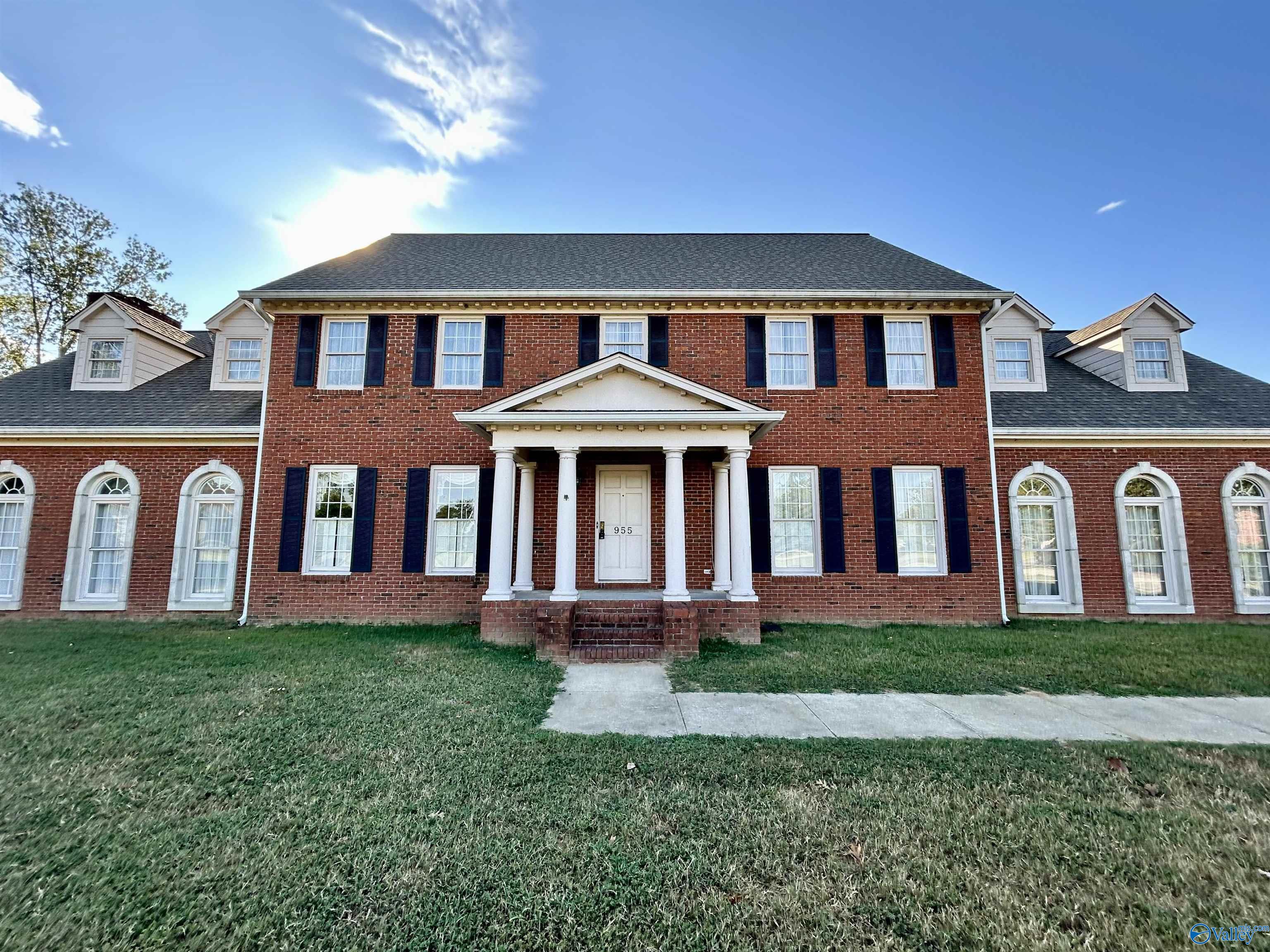 955 Guy Lee Lake Road