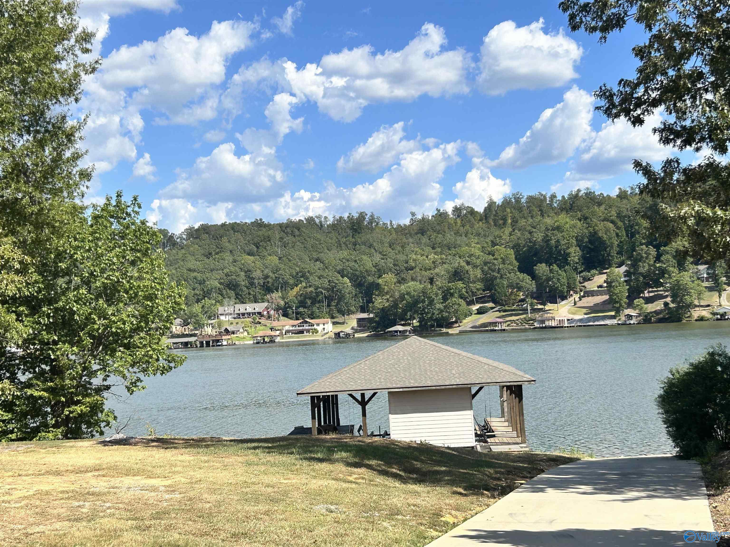 955 Guy Lee Lake Road