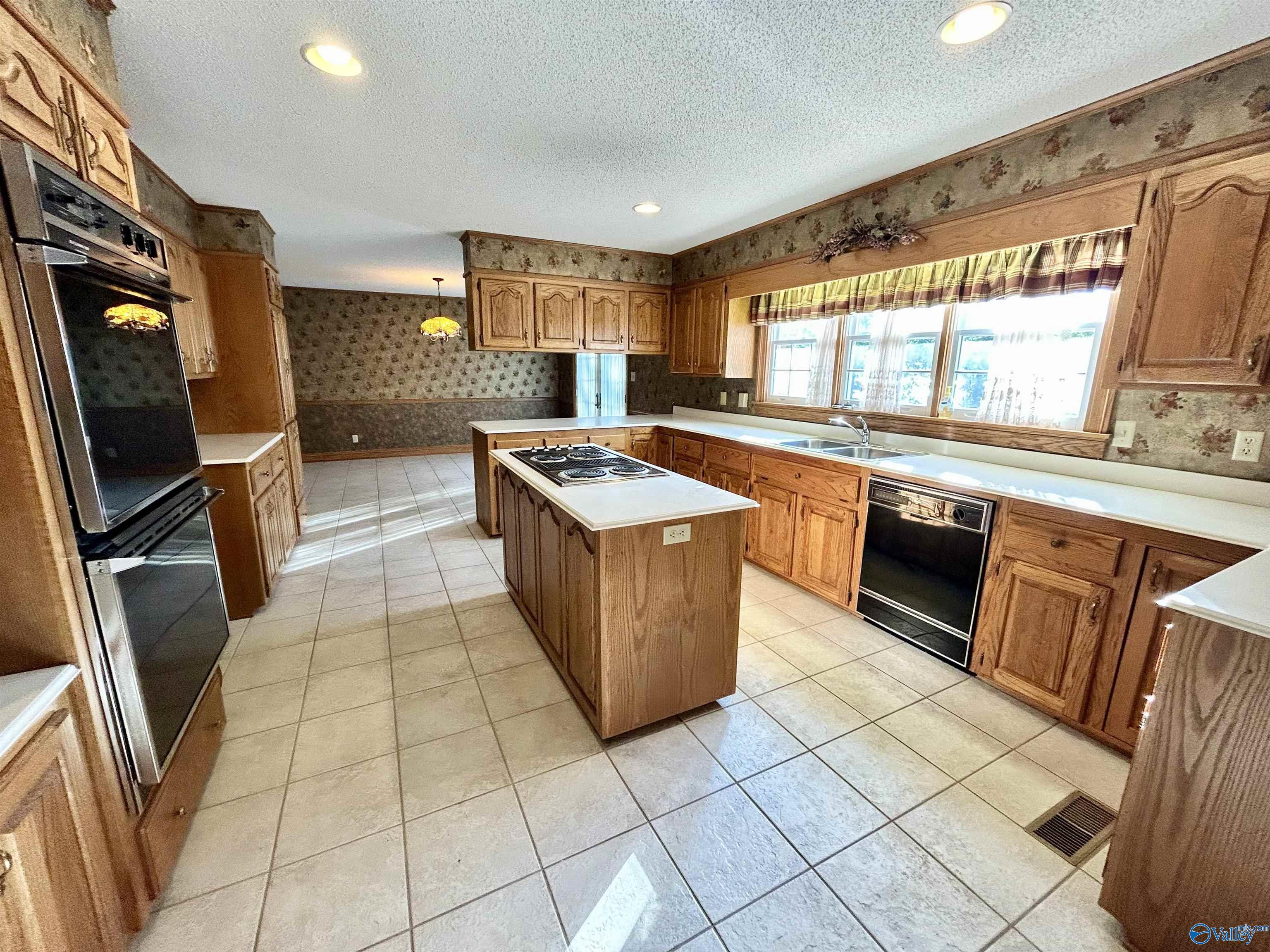 955 Guy Lee Lake Road