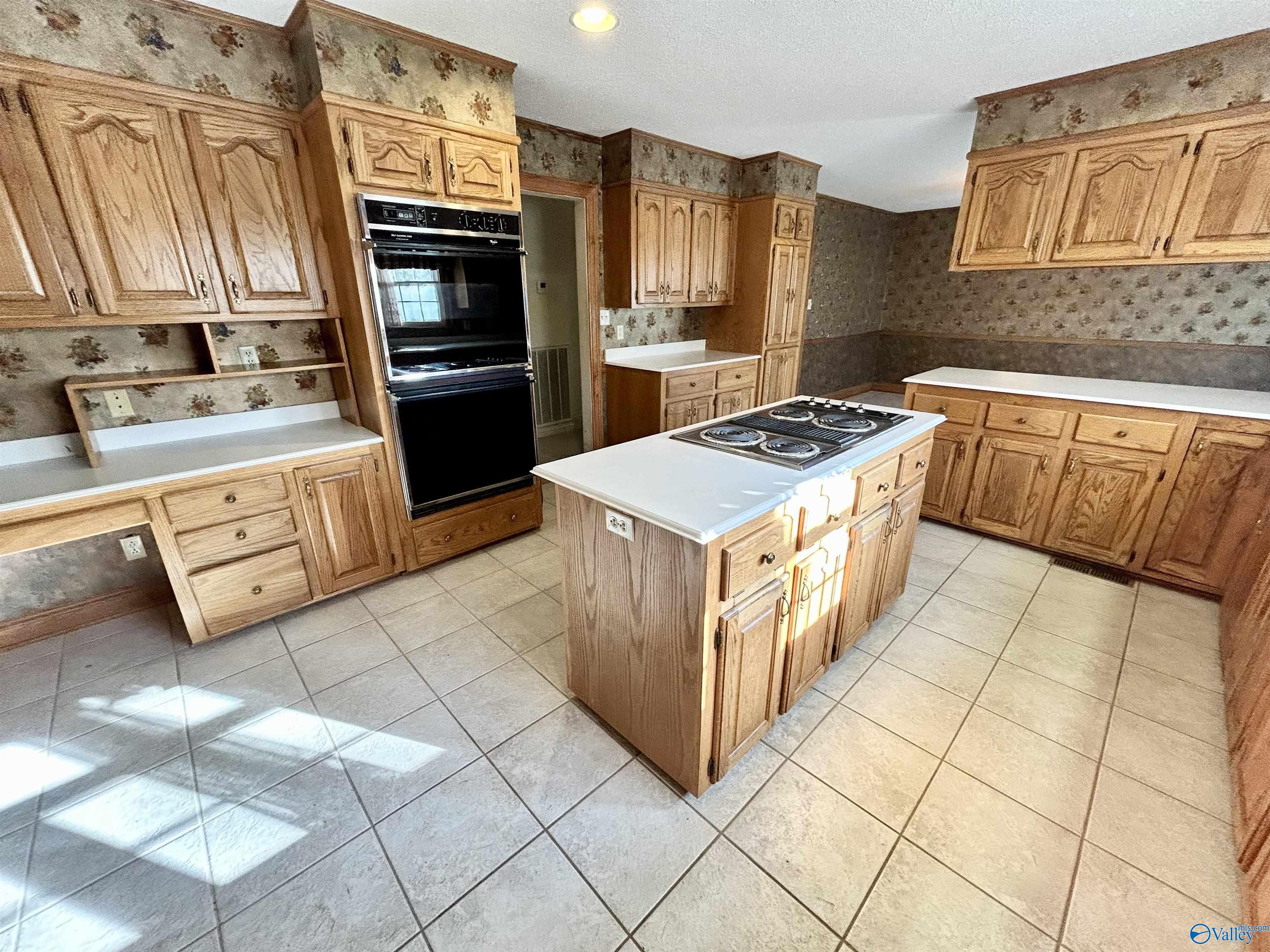 955 Guy Lee Lake Road