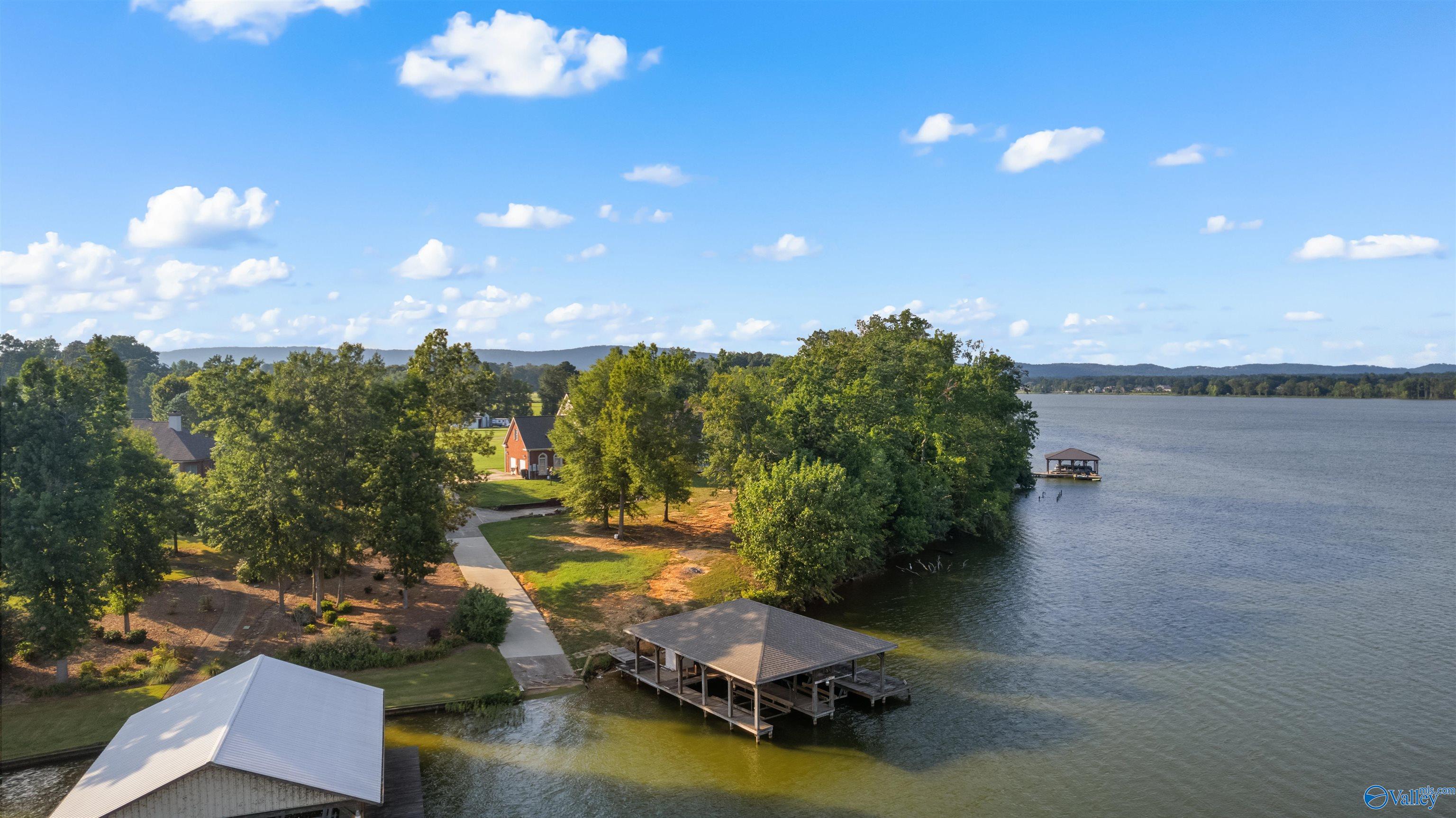 955 Guy Lee Lake Road