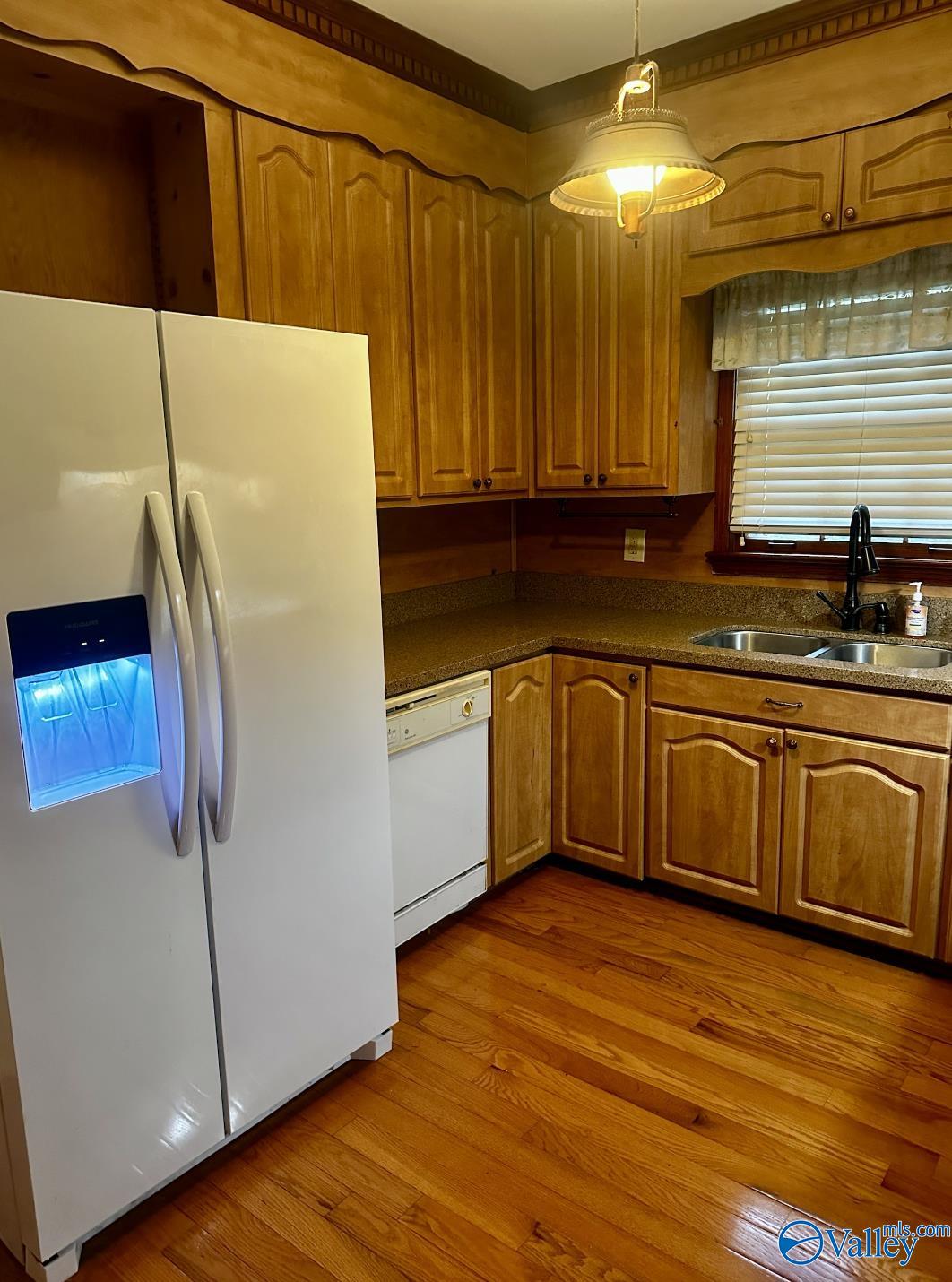 1121 Alabama Highway 205