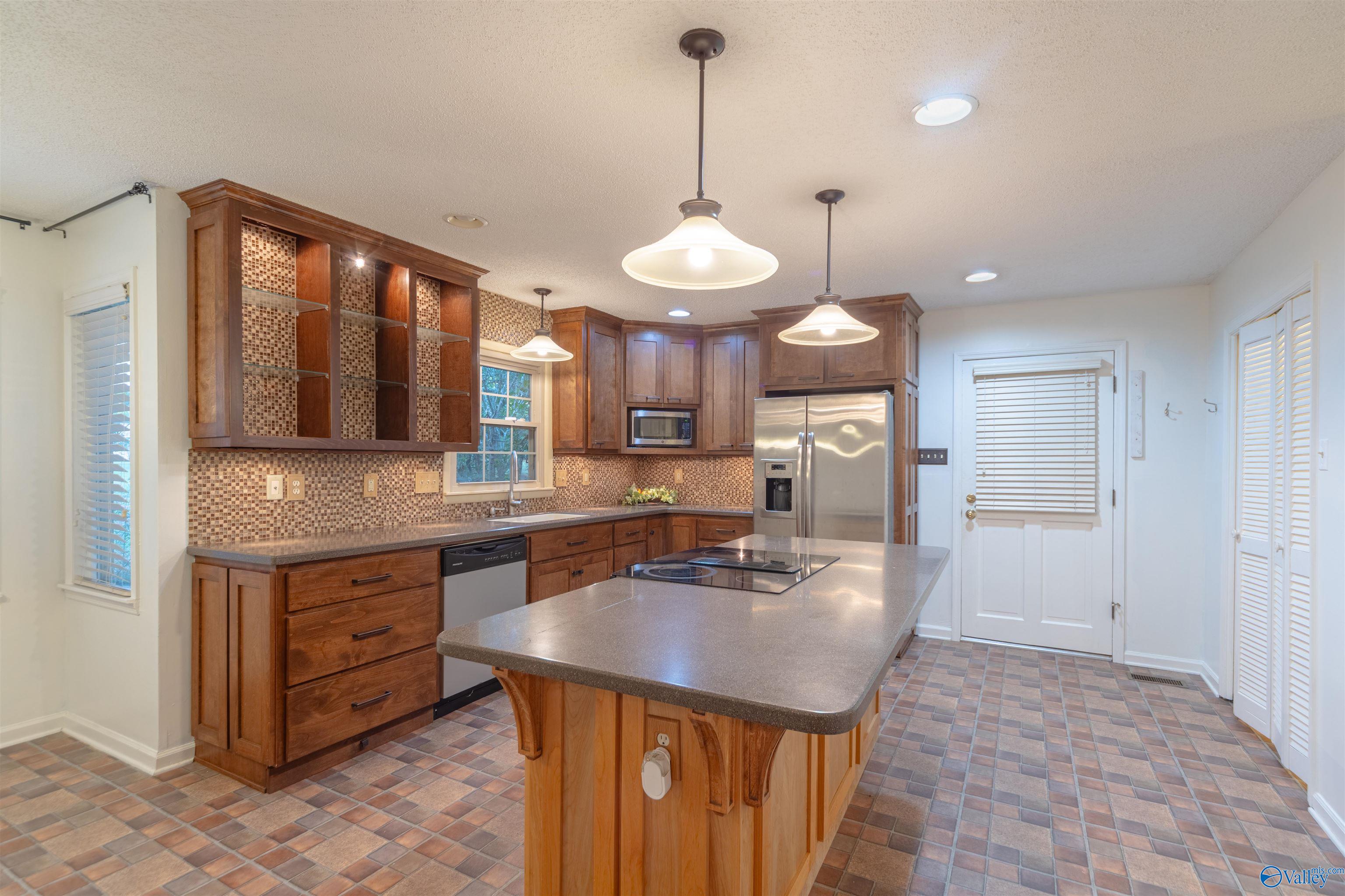 208 Wellington Place